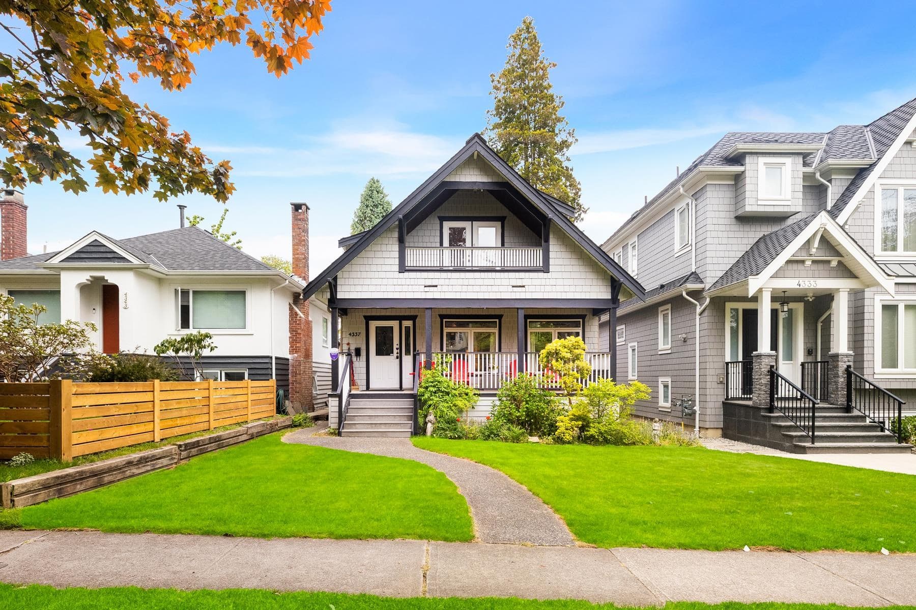 4337 W 15th Avenue, Vancouver, V6R 3A9 — photo 2