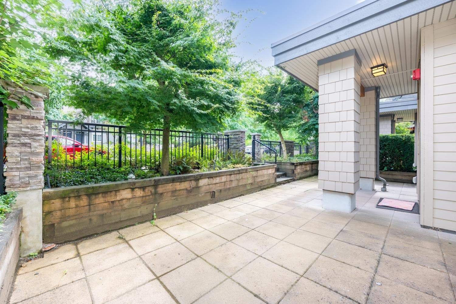 5 - 3221 Noel Drive, Burnaby, V3J 0H3 — photo 2