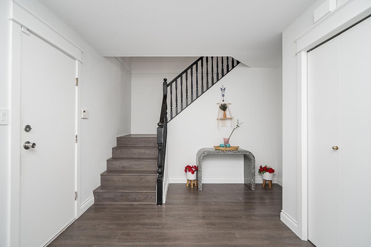 6074 188 Street, Surrey, V3S 7V9 — photo 4