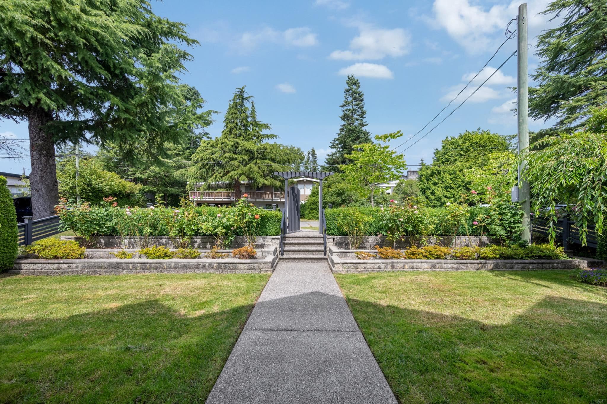 13632 Blackburn Avenue, White Rock, V4B 2Y8 — photo 3