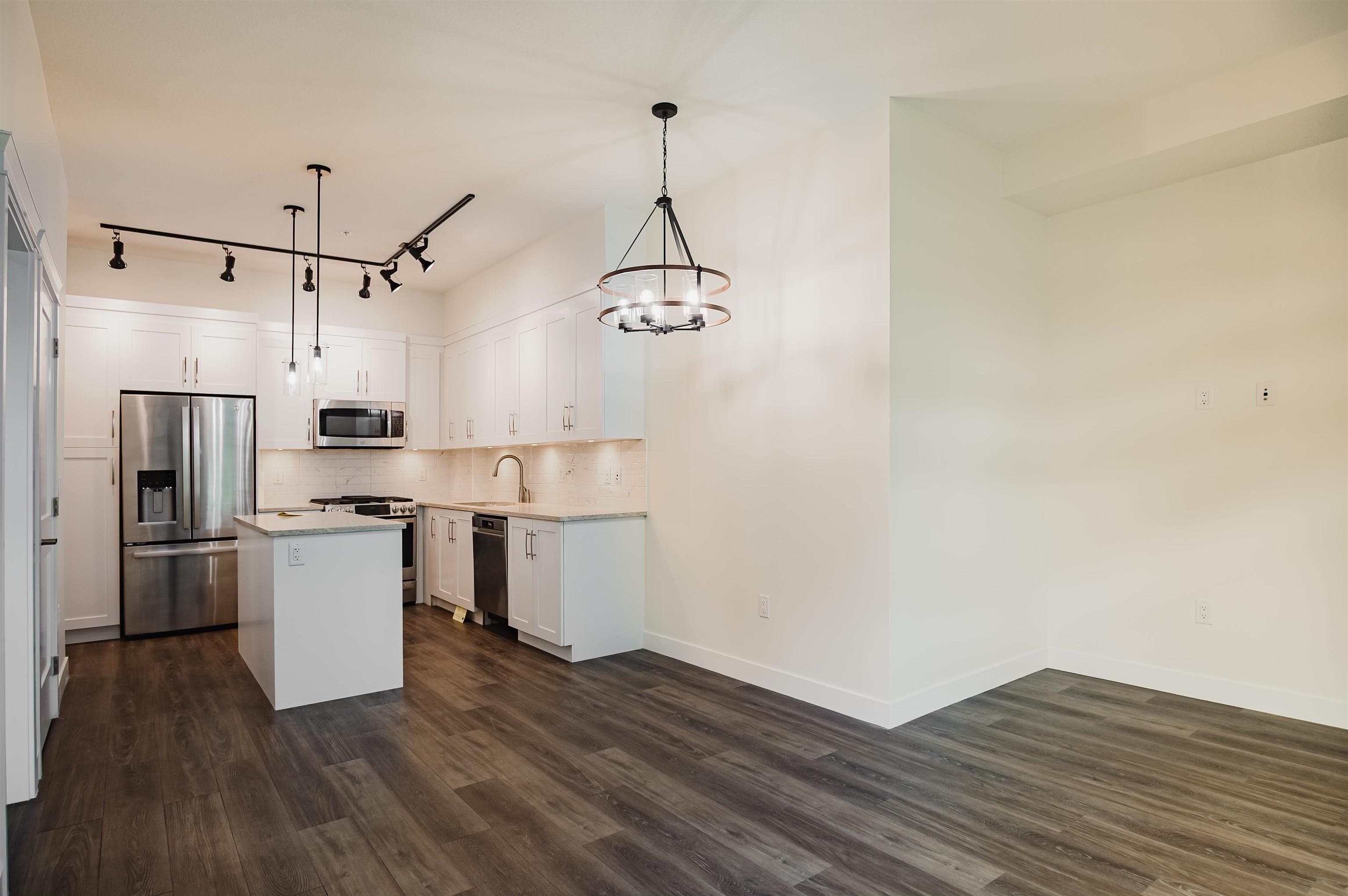 4 - 11077 Ravine Road, Surrey, V3T 0R7 — photo 2