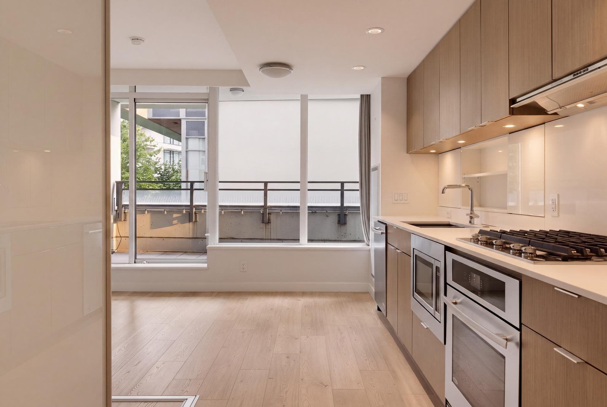 203 - 111 E 1st Avenue, Vancouver, V6A 0E9 — photo 5
