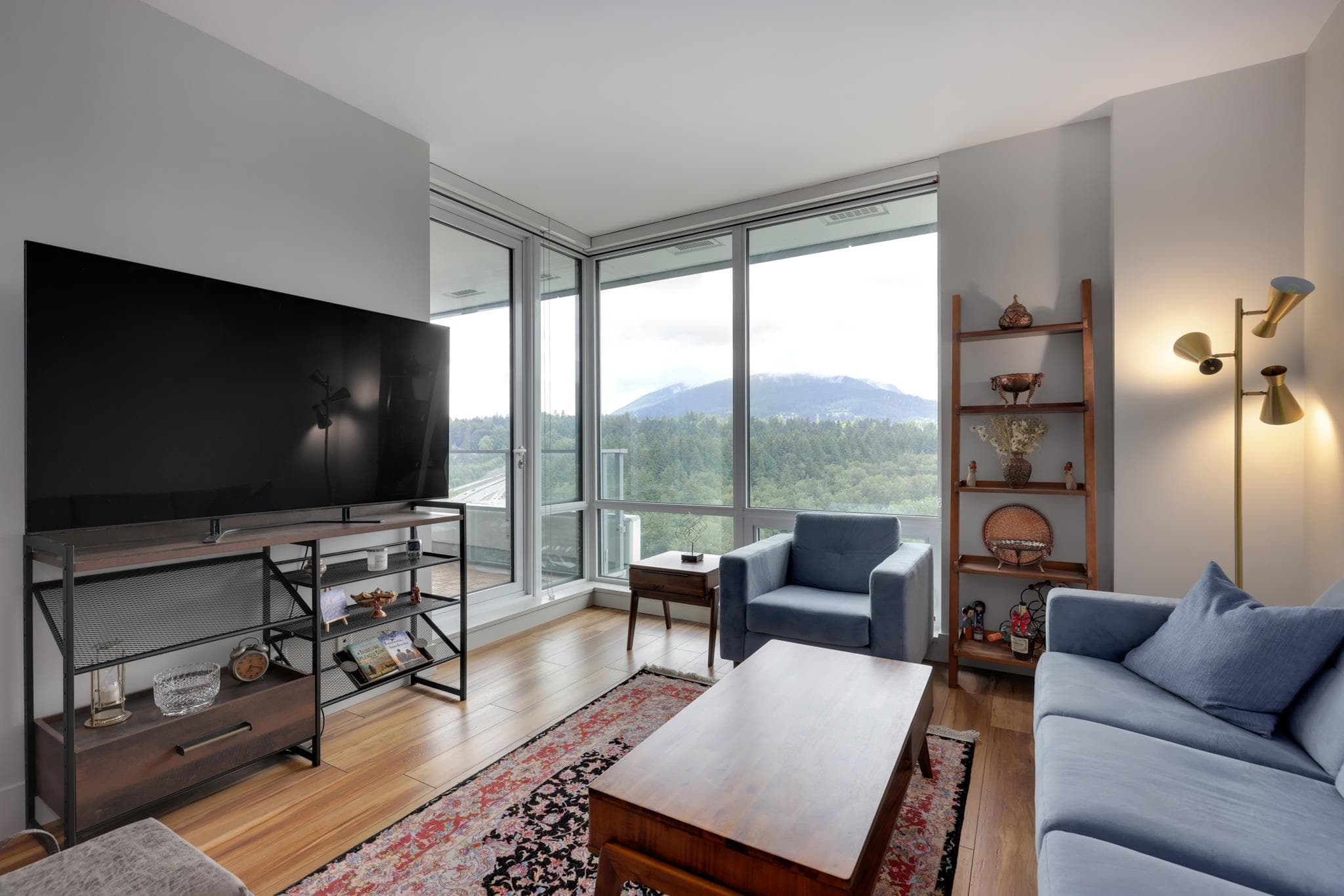 2601 - 680 Seylynn Crescent, North Vancouver, V7J 0B5 — photo 2