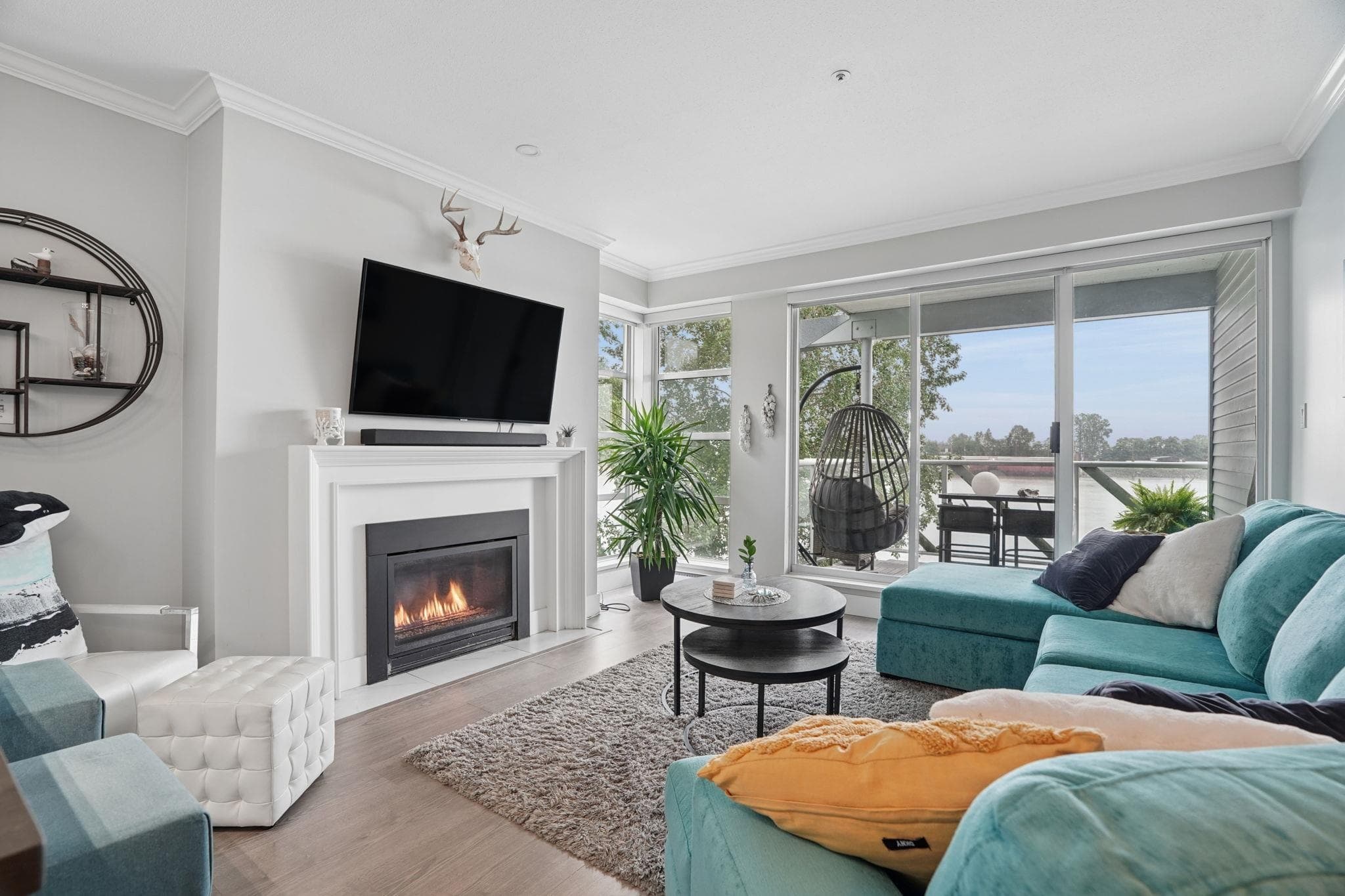 311 - 2020 E Kent Avenue South, Vancouver, V5P 4X1 — photo 1