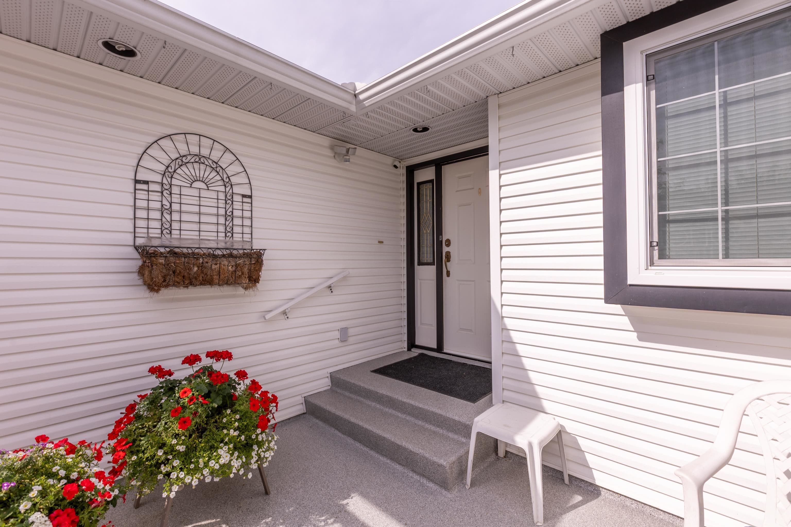 2901 Southern Place, Abbotsford, V2T 5H7 — photo 2