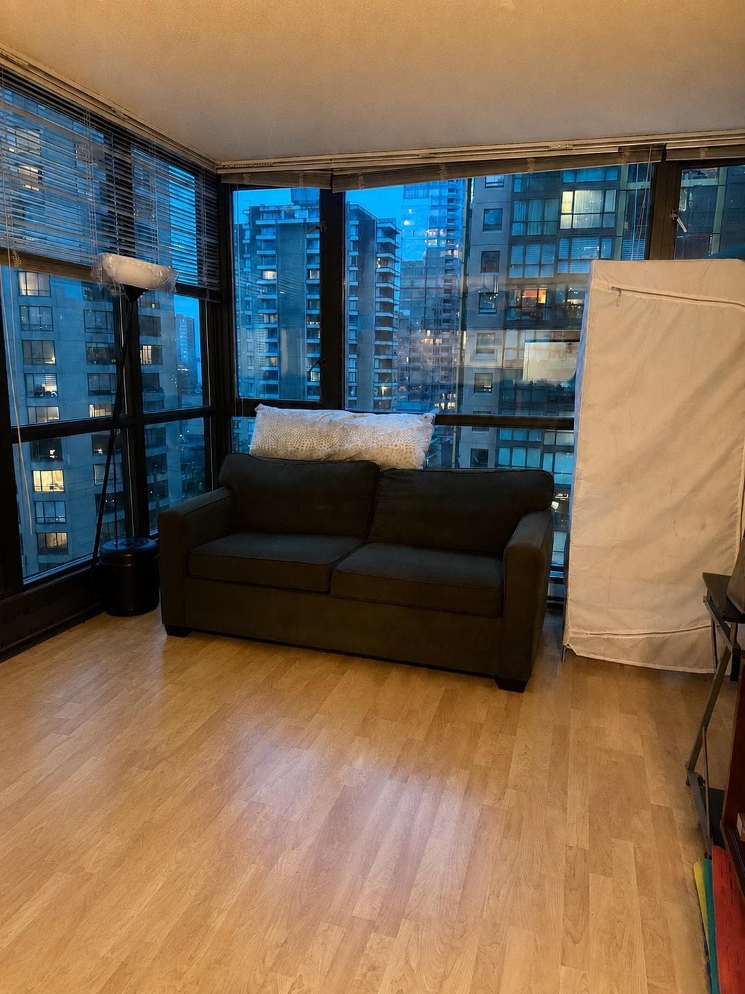 1331 Alberni, Vancouver, V6E 4S1 — photo 3