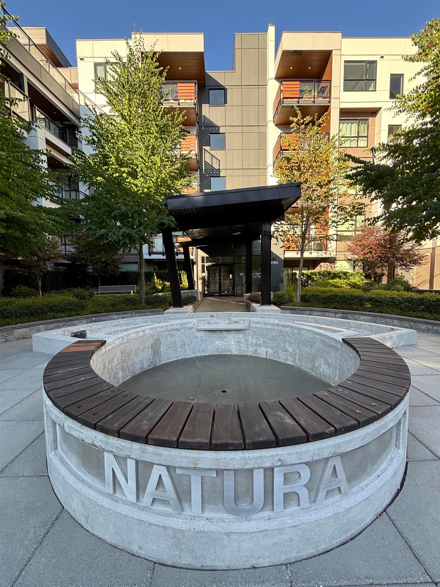 102 - 3182 Gladwin Road, Abbotsford