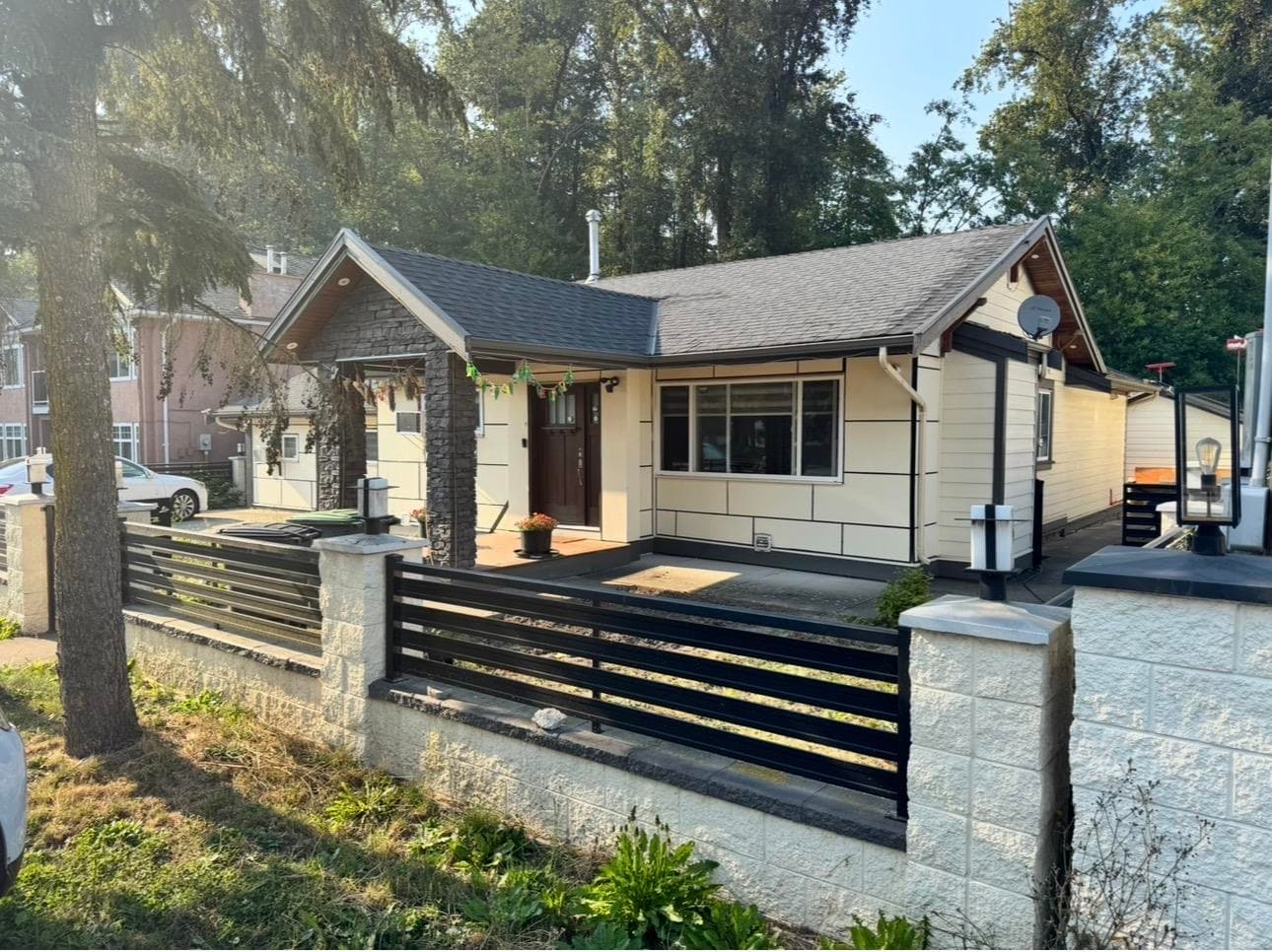 13317 84 Avenue, Surrey