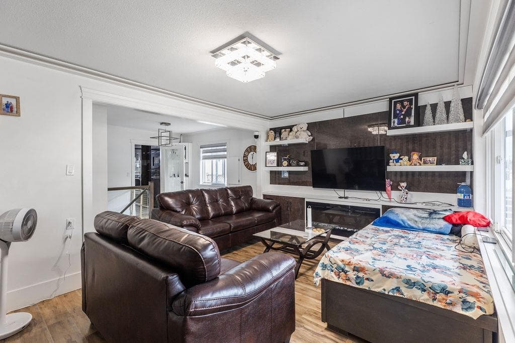 13317 84 Avenue, Surrey, V3W 3H1 — photo 5