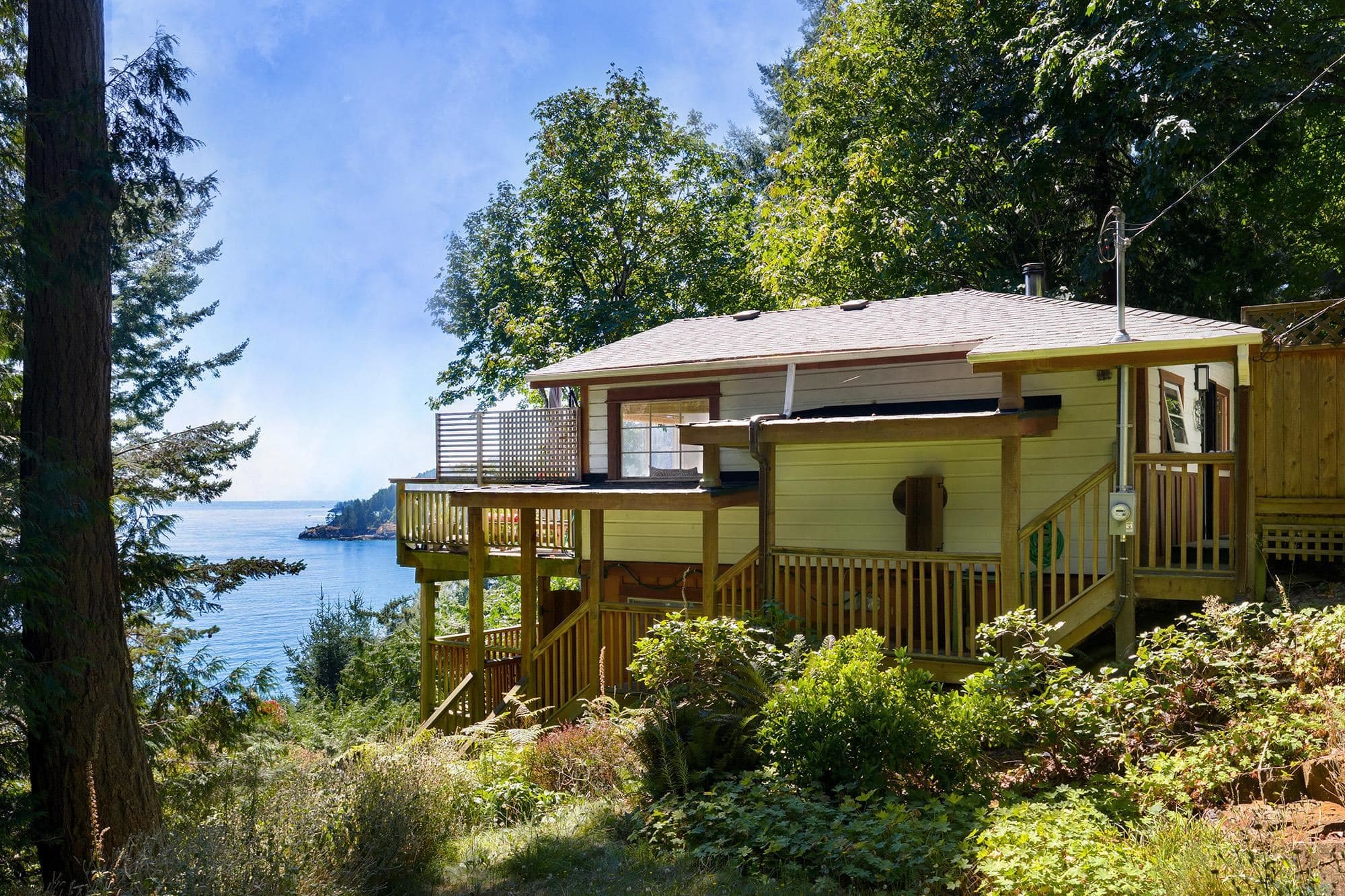 1491 Eagle Cliff Road, Bowen Island, V0N 1G1 — photo 2