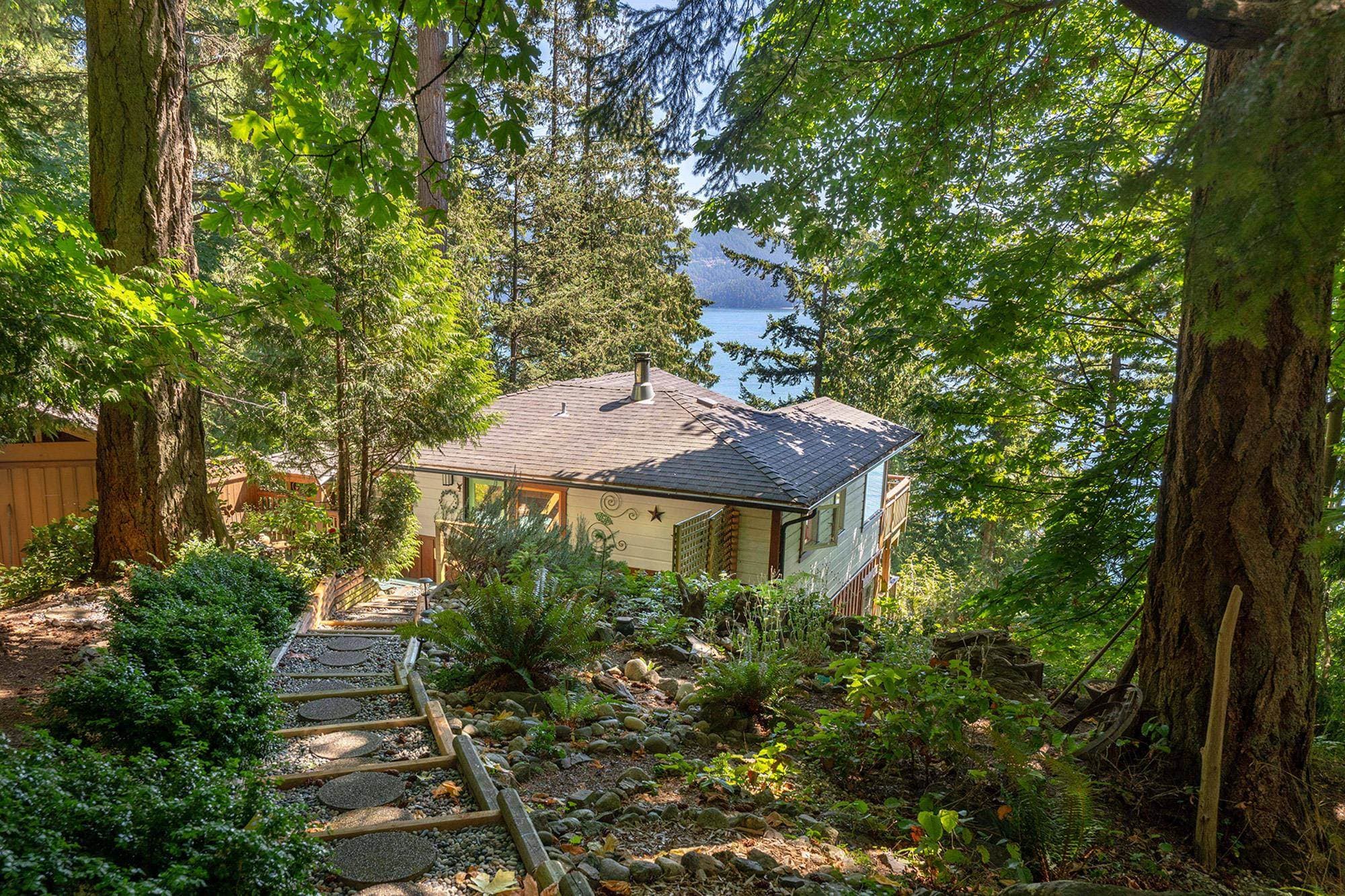 1491 Eagle Cliff Road, Bowen Island, V0N 1G1 — photo 3