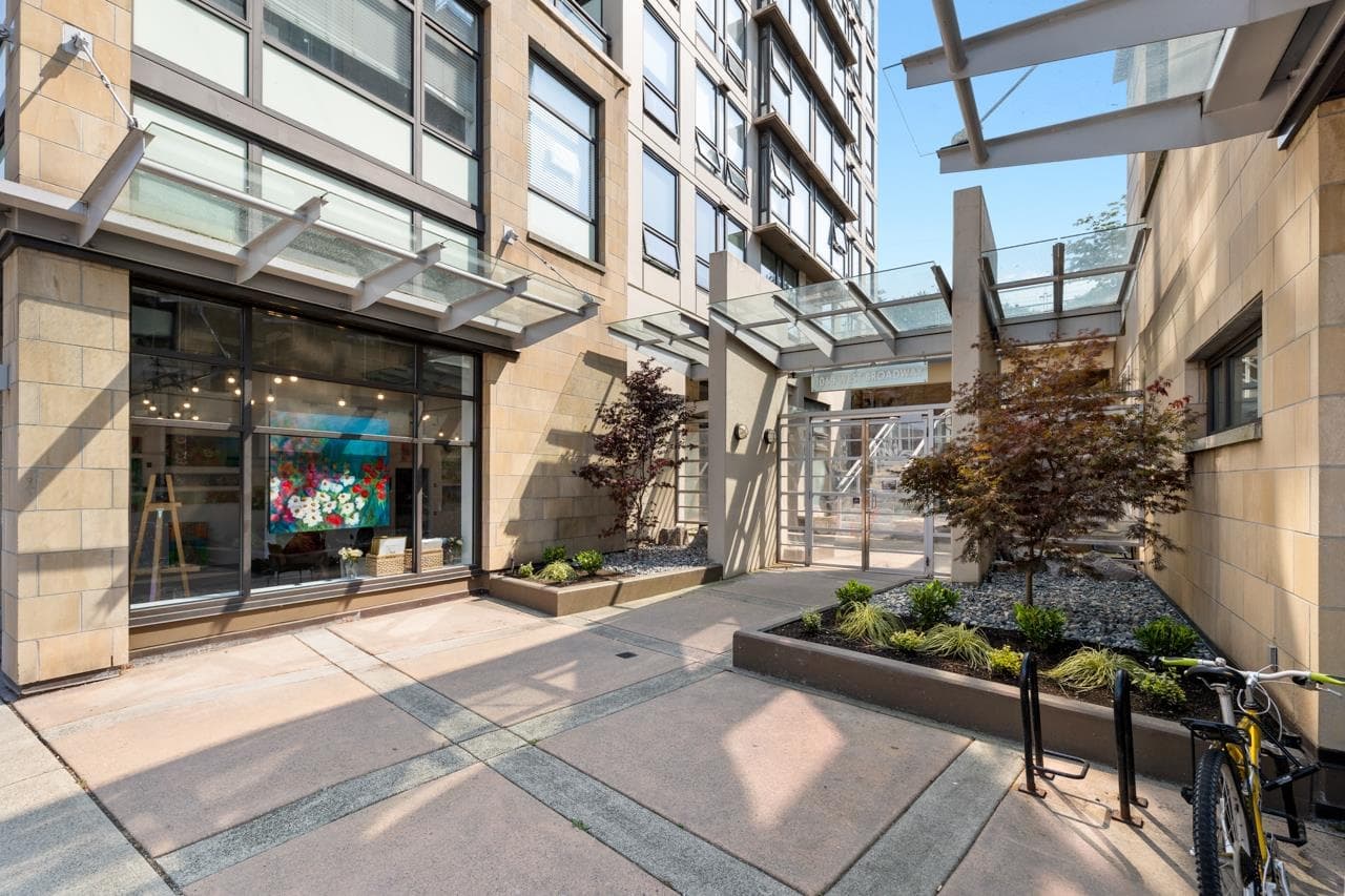 707 - 1068 W Broadway, Vancouver, V6H 0A7 — photo 5