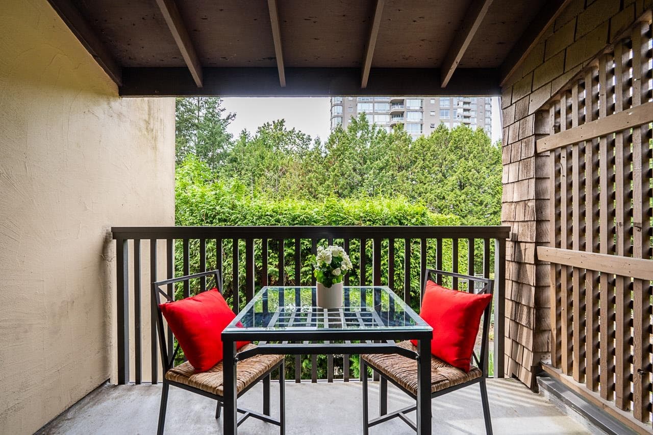 506 - 9857 Manchester Drive, Burnaby, V3N 4P5 — photo 1