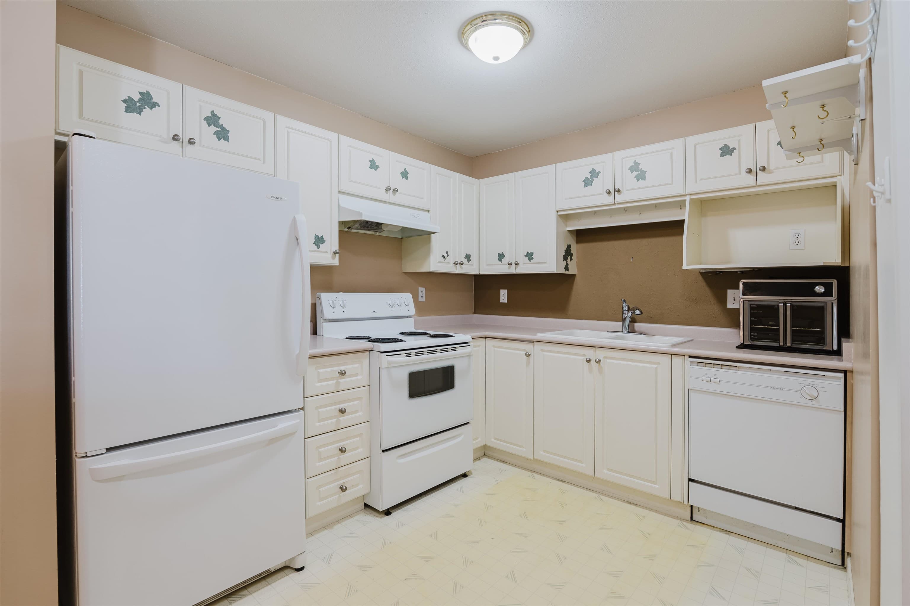 302 - 7554 Briskham Street, Mission, V2V 3L9 — photo 2