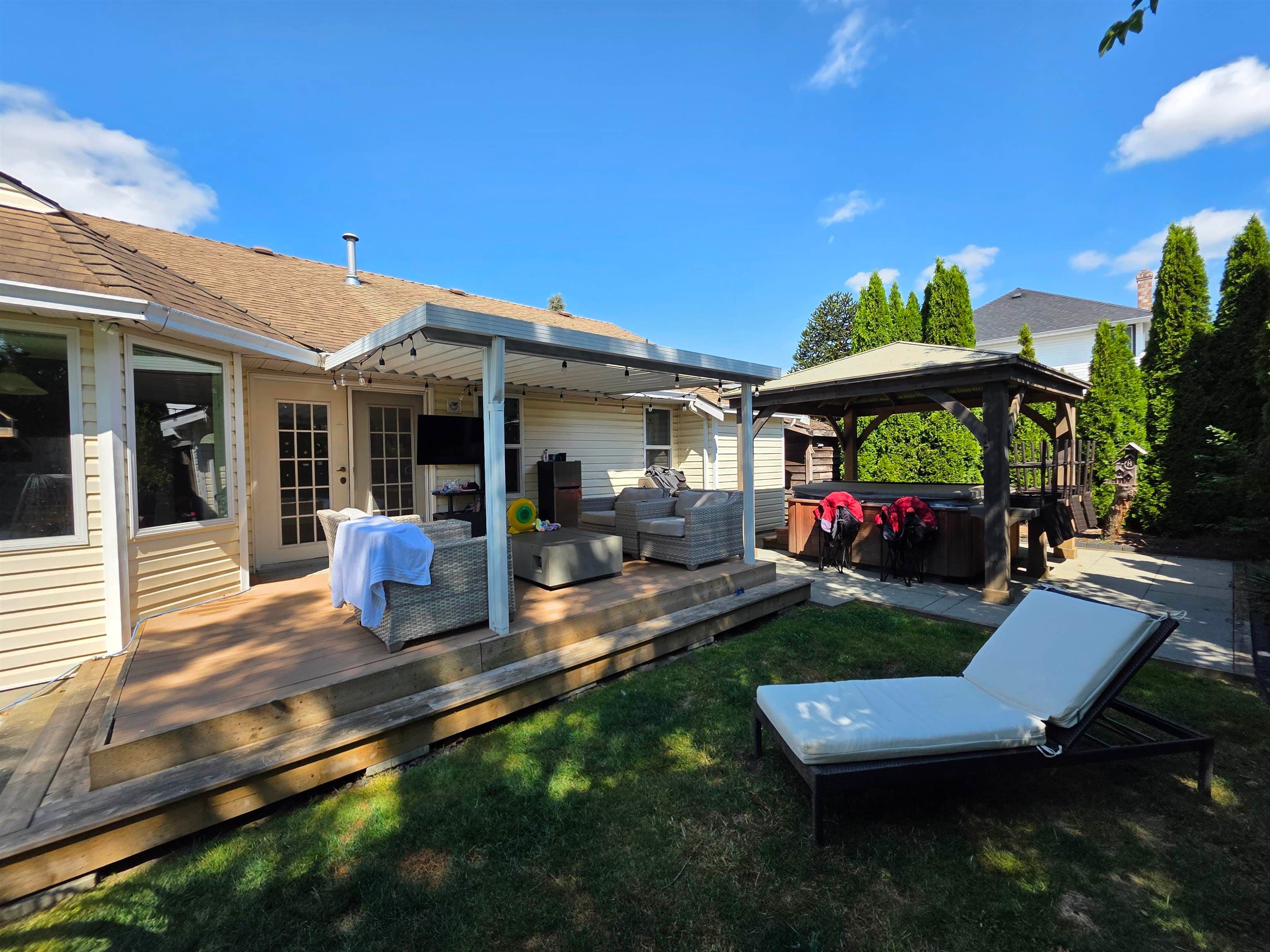 6038 187 Street, Surrey, V3S 7P3 — photo 3