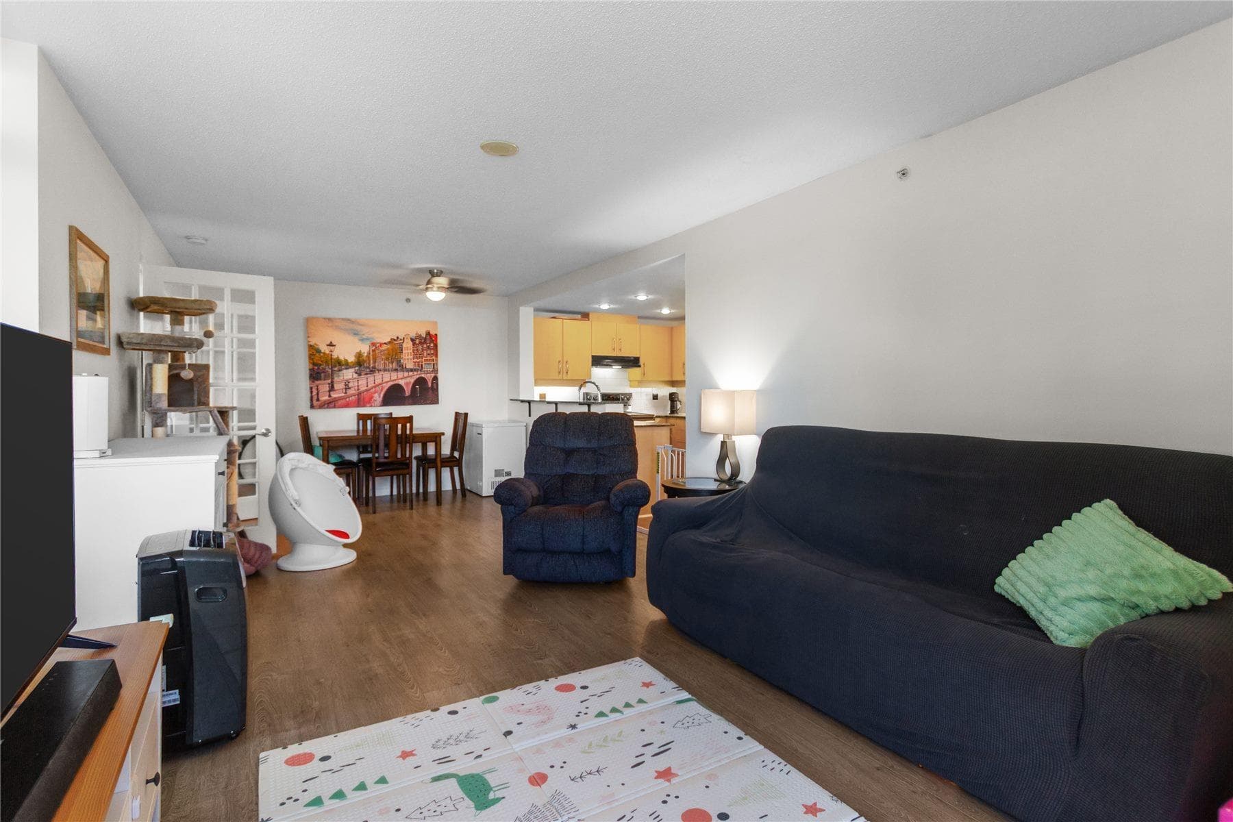 307 - 9298 University Crescent, Burnaby, V5A 4X8 — photo 4