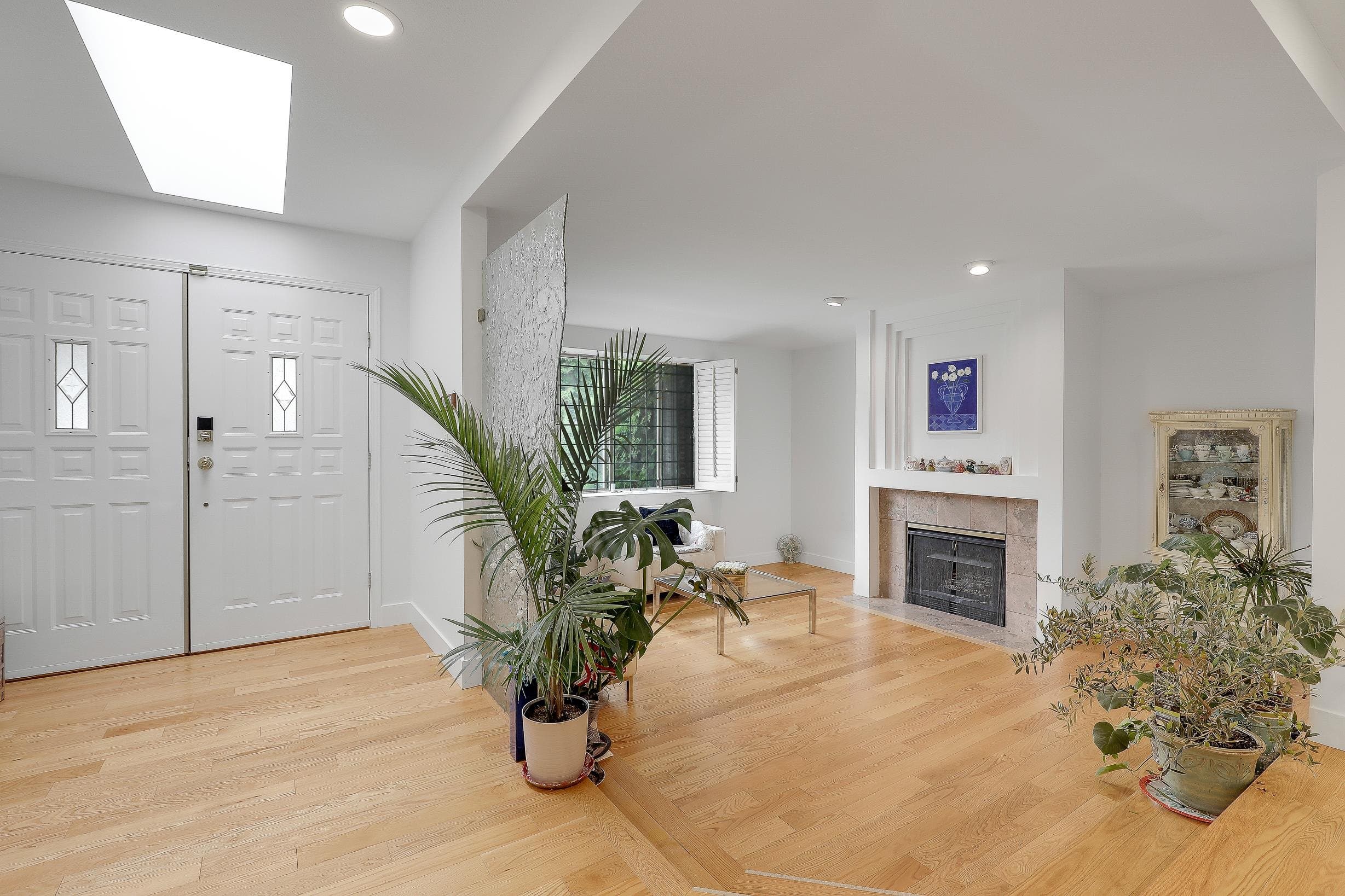 907 Sprice Avenue, Coquitlam, V3J 7M2 — photo 2
