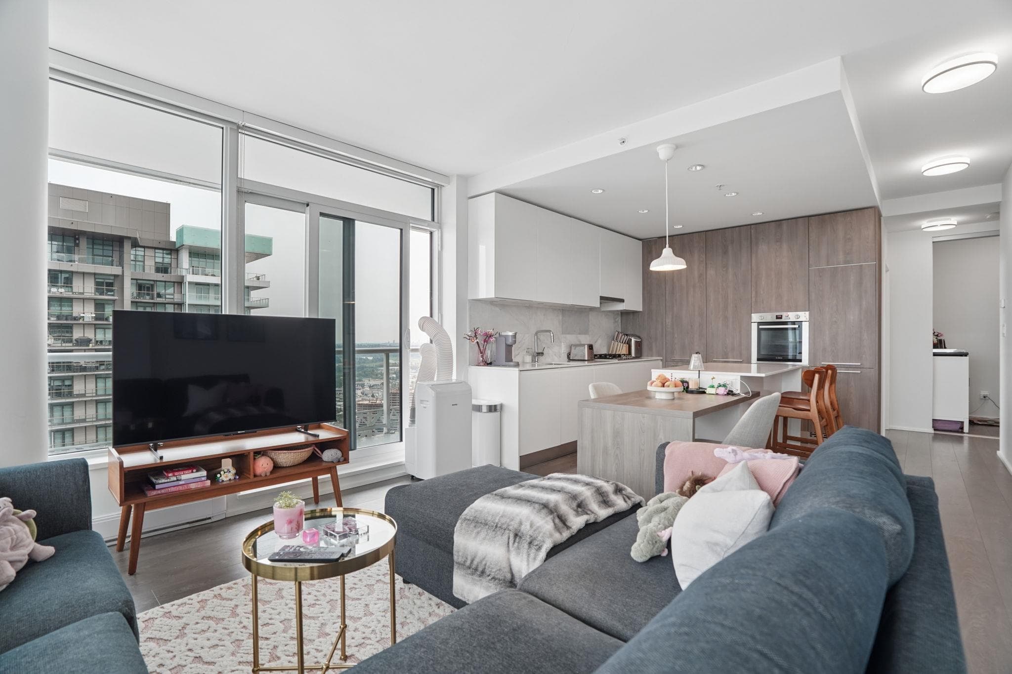 5708 - 1955 Alpha Way, Burnaby, V5C 0K6 — photo 4