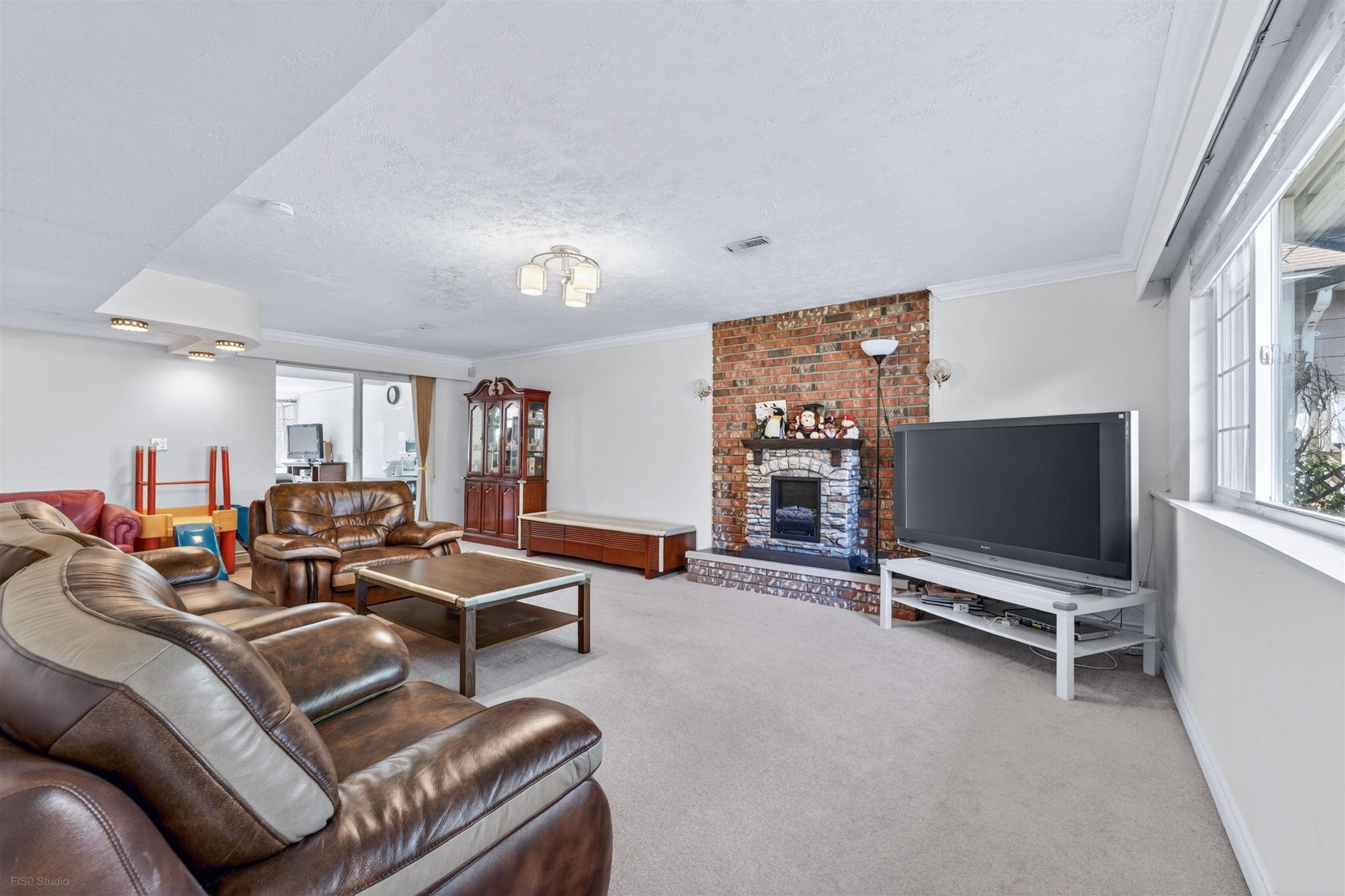 9491 Seacote Road, Richmond, V7A 3Z9 — photo 3