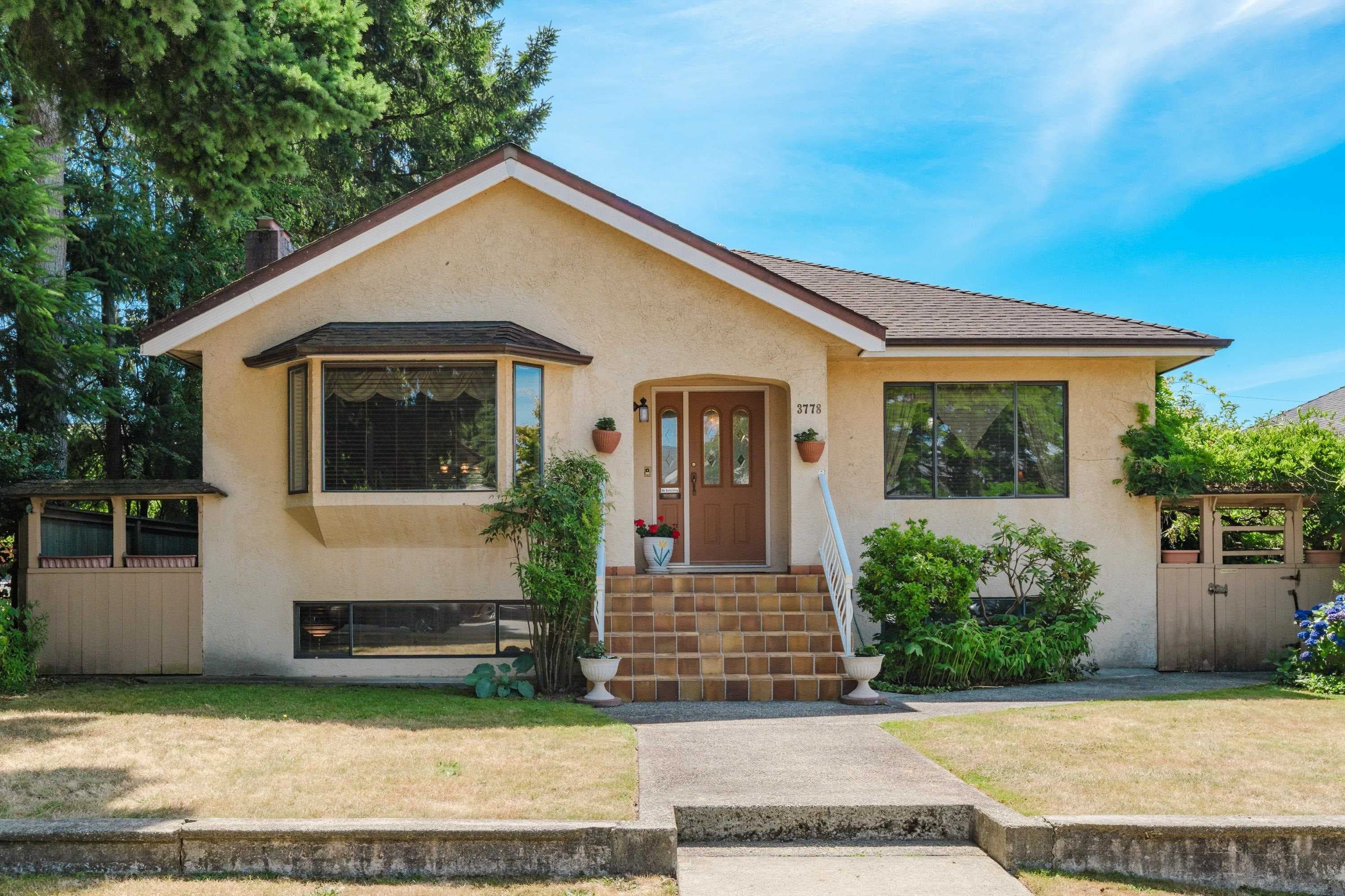 3778 Triumph Street, Burnaby, V5C 1Y4 — photo 1