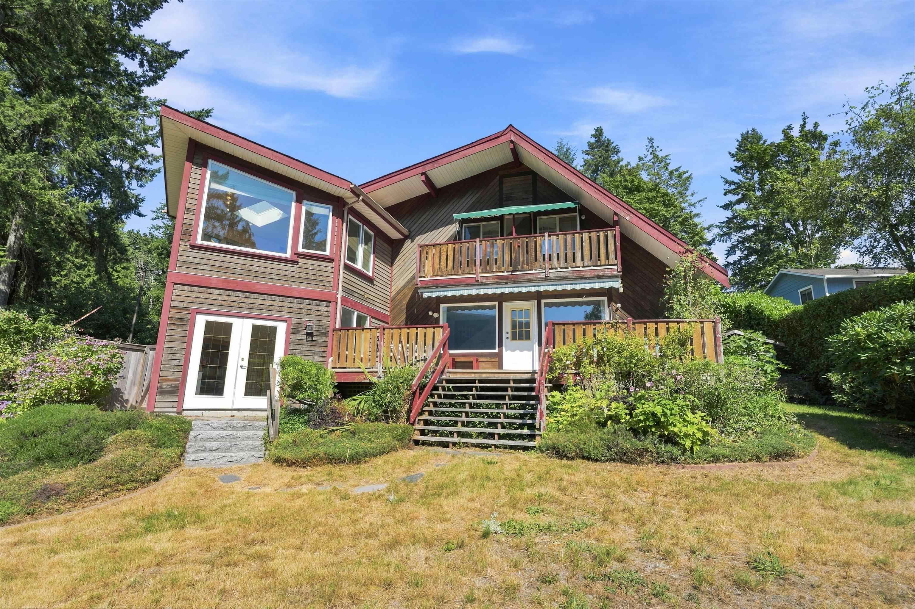 1635 Grady Road, Gibsons