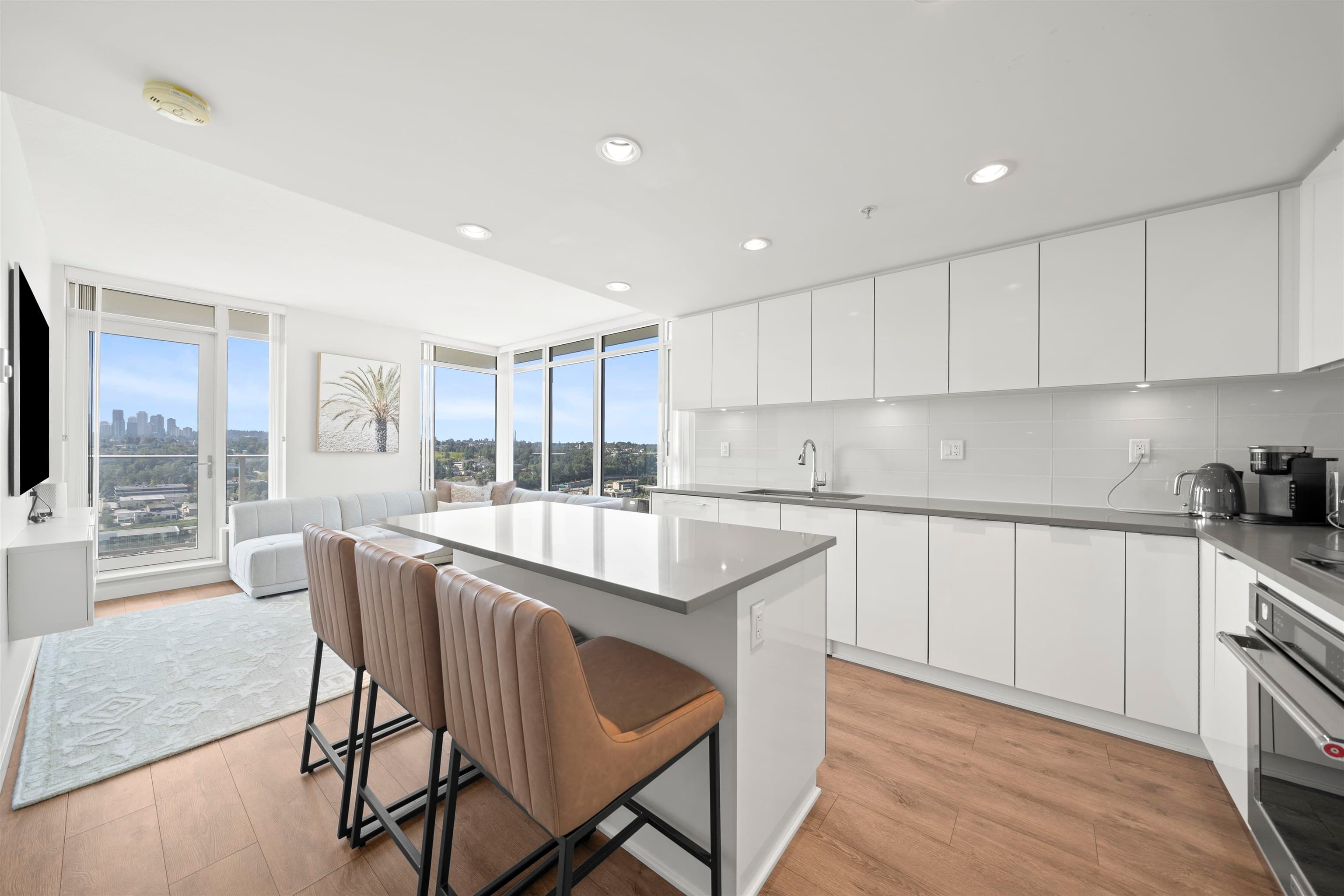 2503 - 2388 Madison Avenue, Burnaby, V5C 0K8 — photo 1