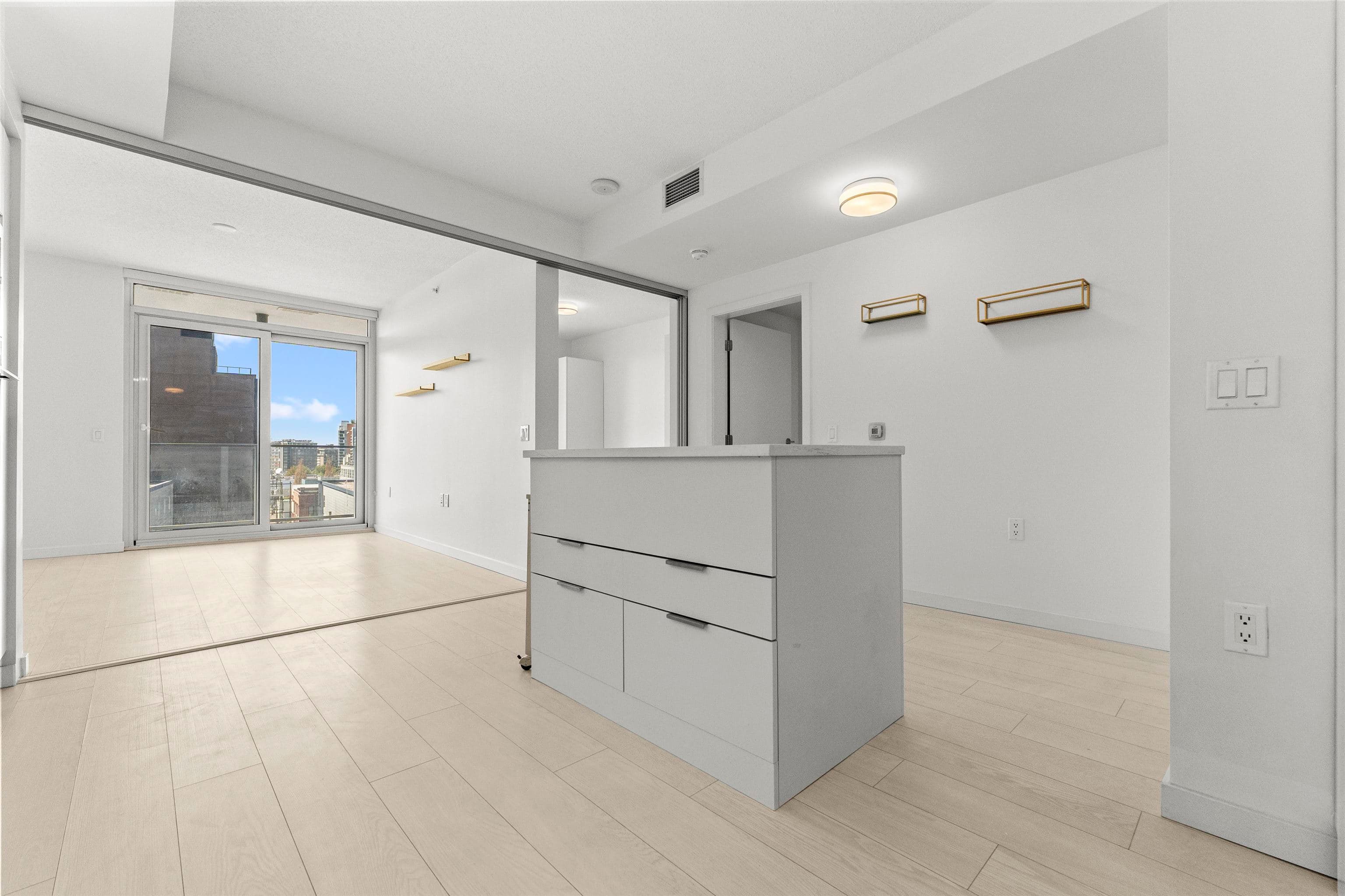 728 - 180 E 2nd Avenue, Vancouver, V5T 0K4 — photo 4
