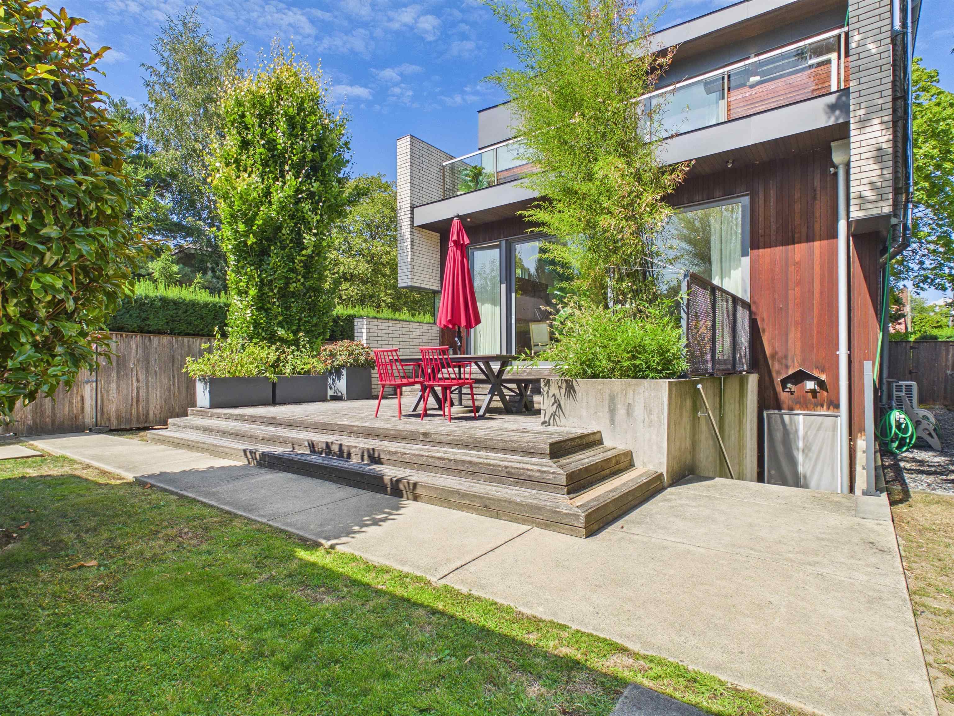 2996 W 11th Avenue, Vancouver, V6K 2M3 — photo 4