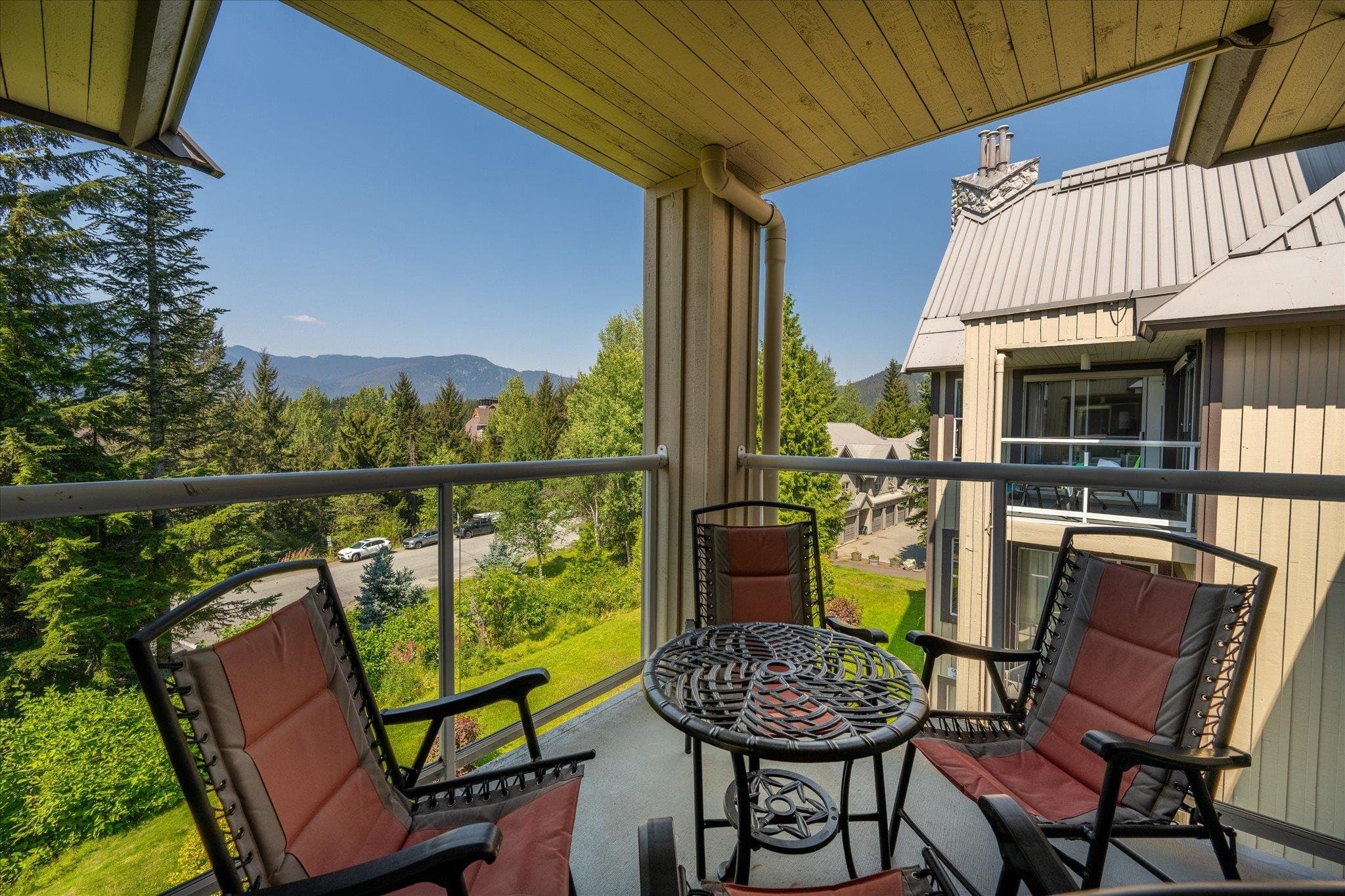 302 - 4749 Spearhead Drive, Whistler, V8E 1E9 — photo 3
