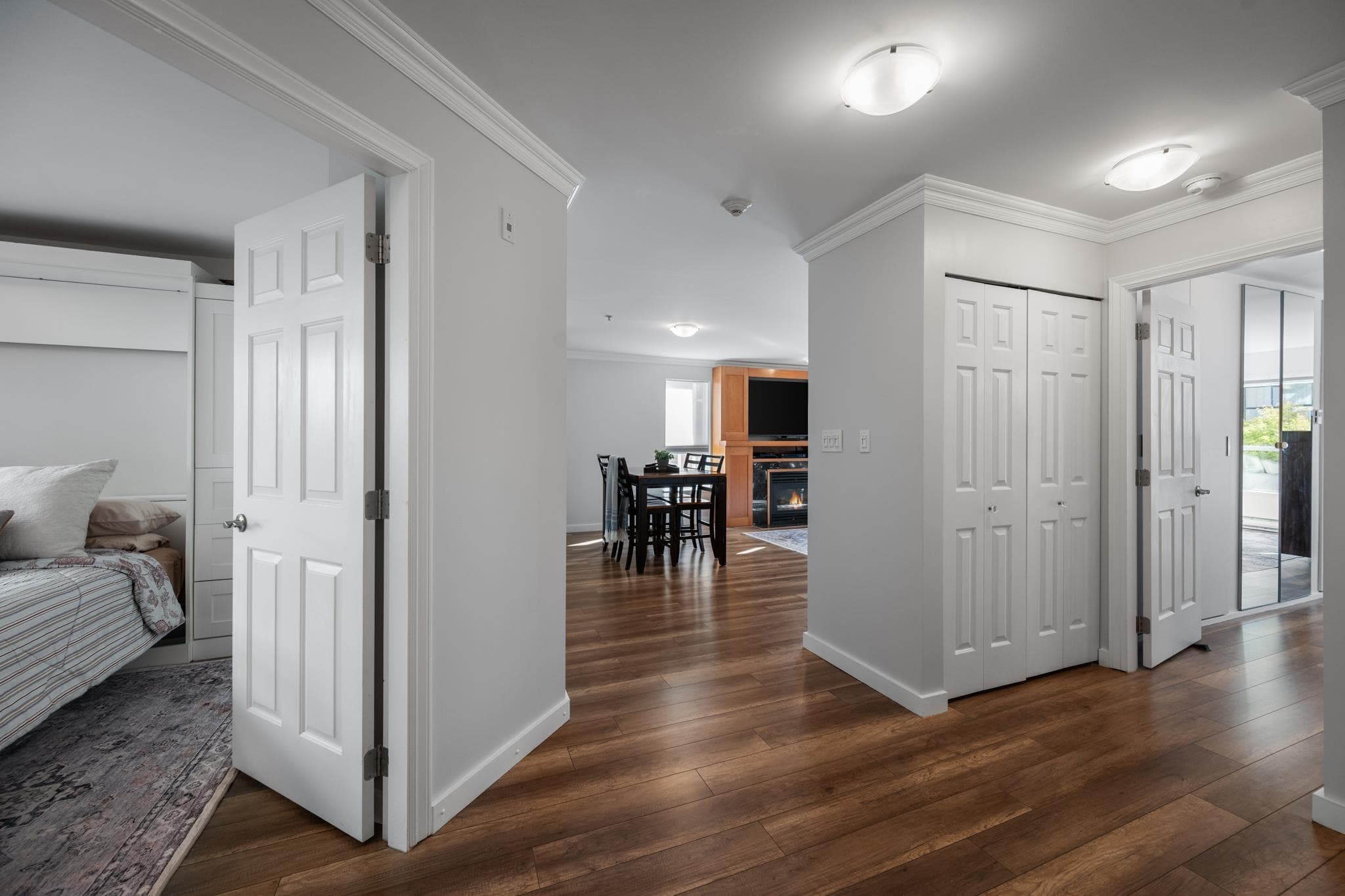 302 - 12 Laguna Court, New Westminster, V3M 6W4 — photo 3