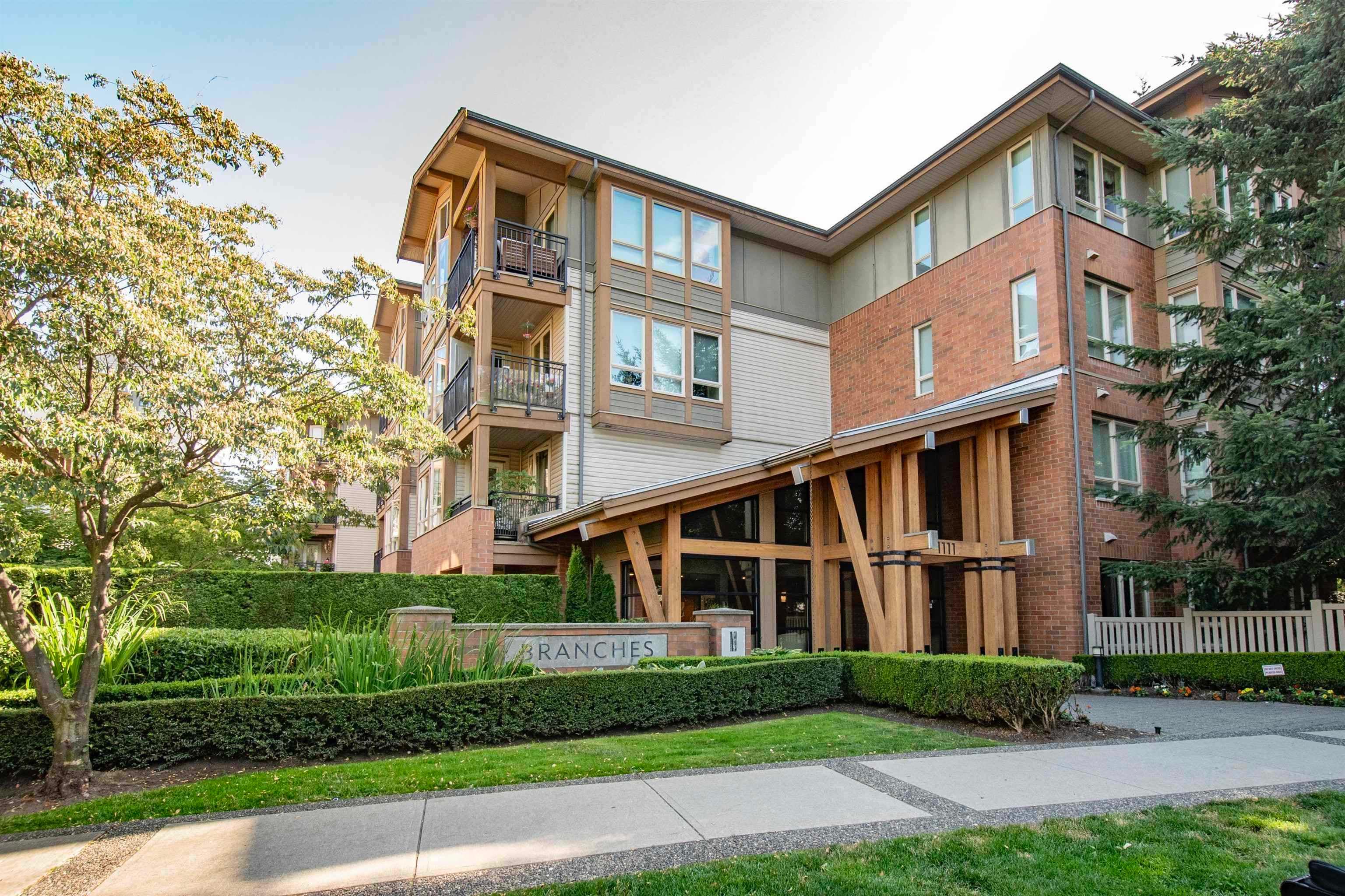 318 - 1111 E 27th Street, North Vancouver, V7J 1S3 — photo 1