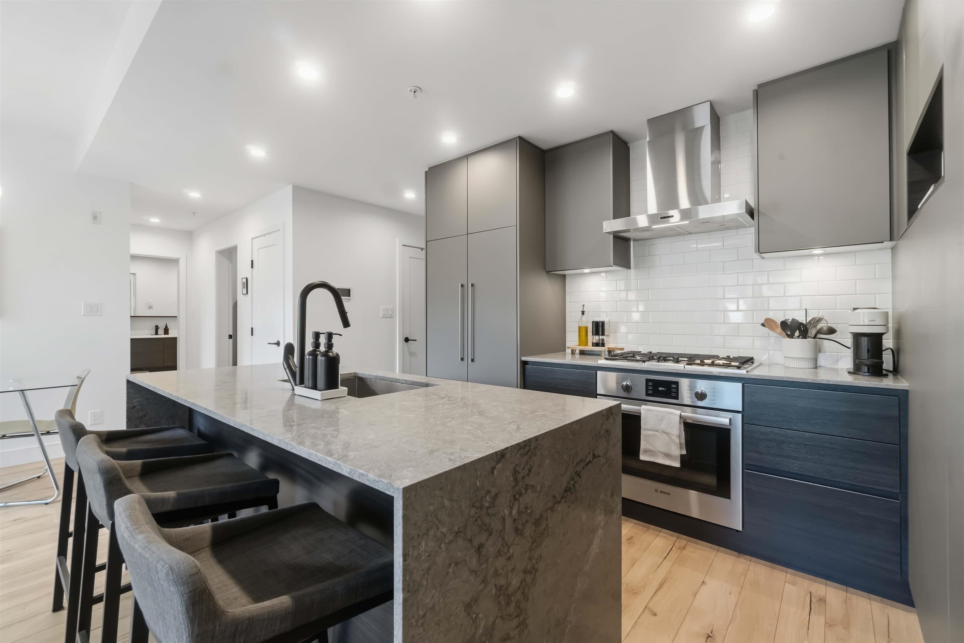 327 - 3131 Murray Street, Port Moody