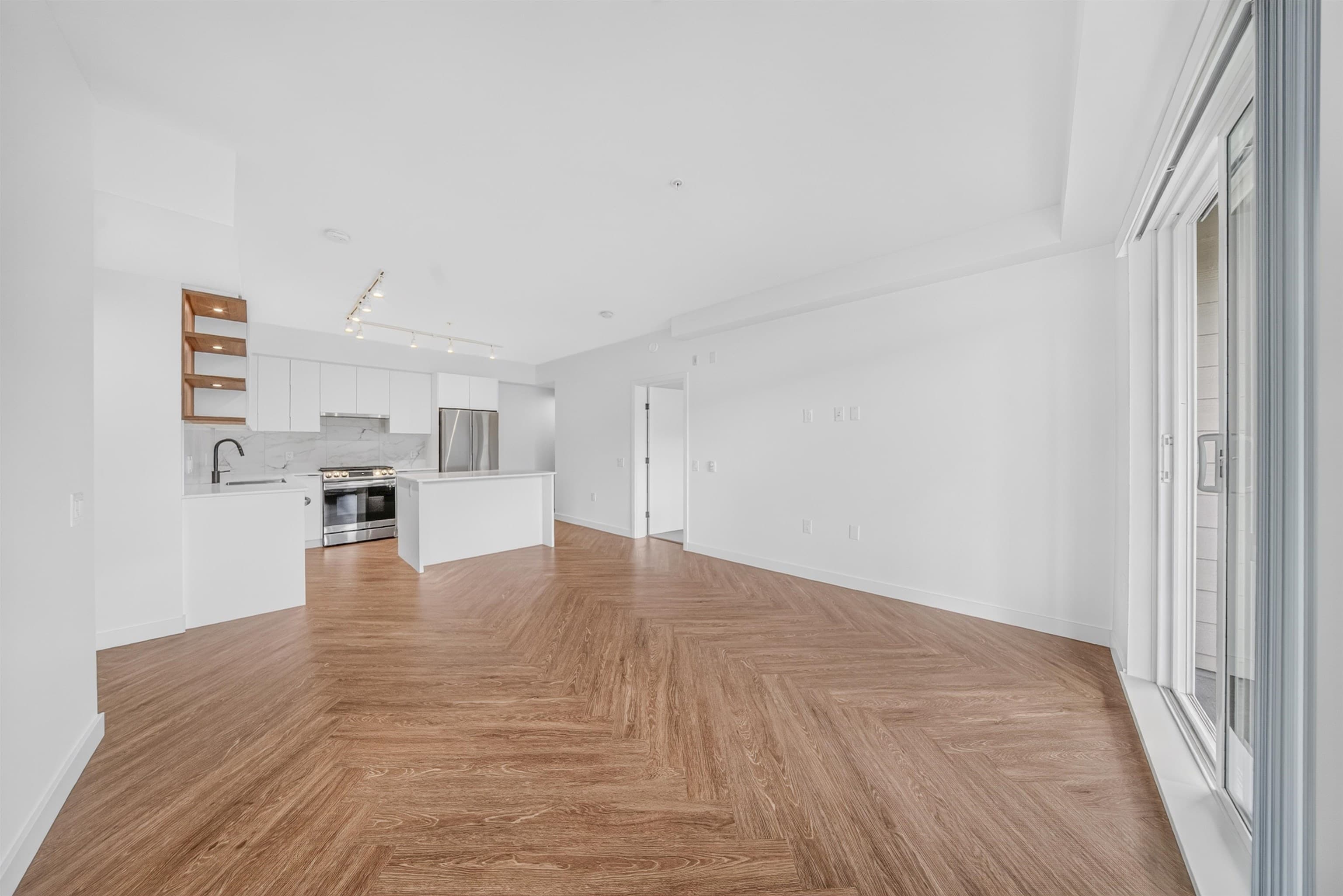 506 - 3229 St Johns Street, Port Moody, V3H 0M4 — photo 5