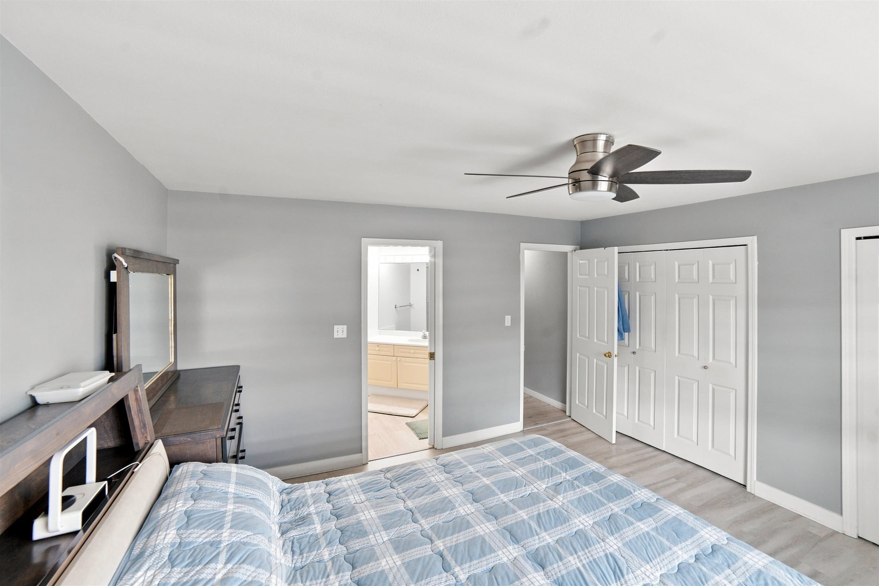 411 - 8142 120a Street, Surrey, V3W 0N1 — photo 4