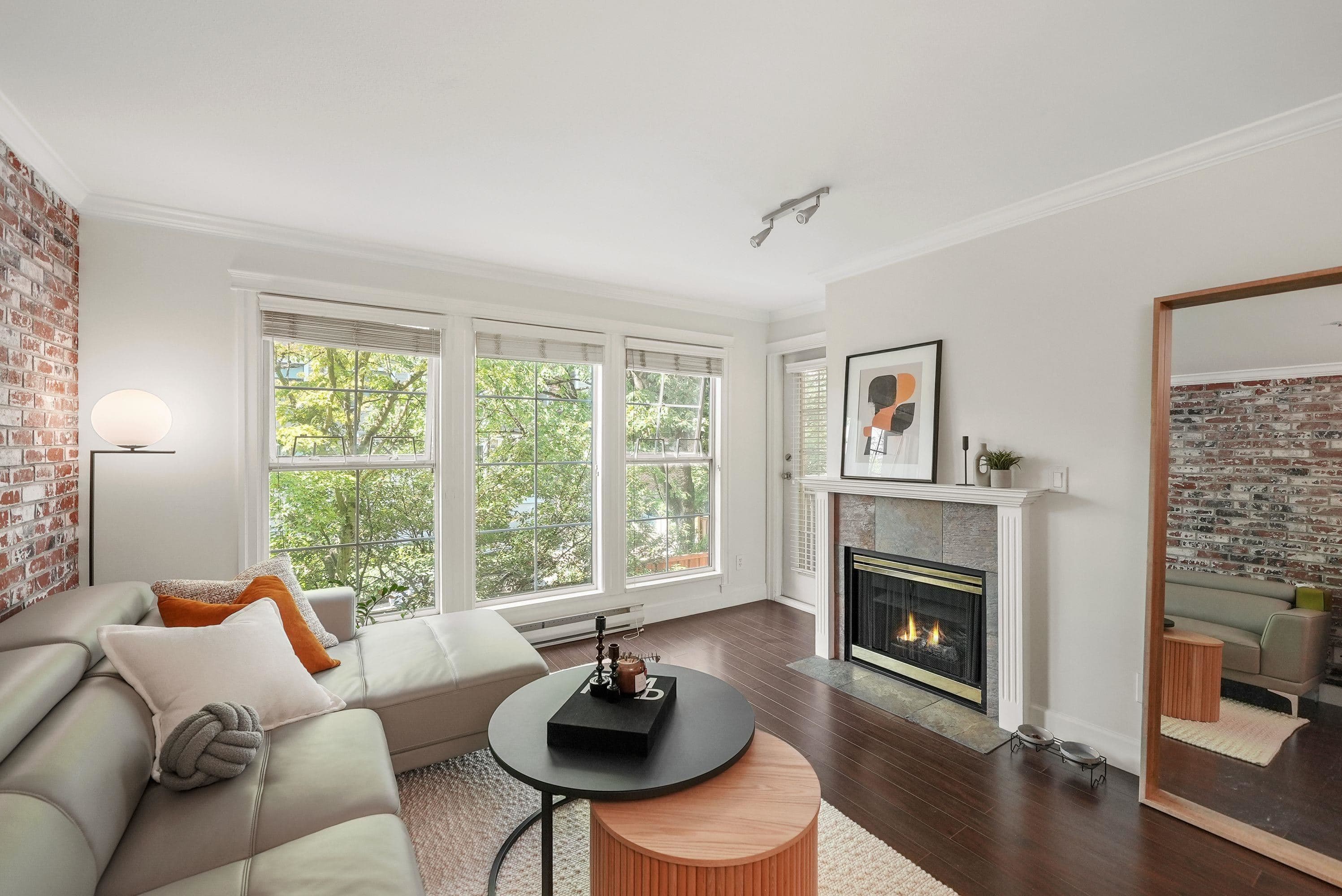 302 - 888 Gauthier Avenue, Coquitlam