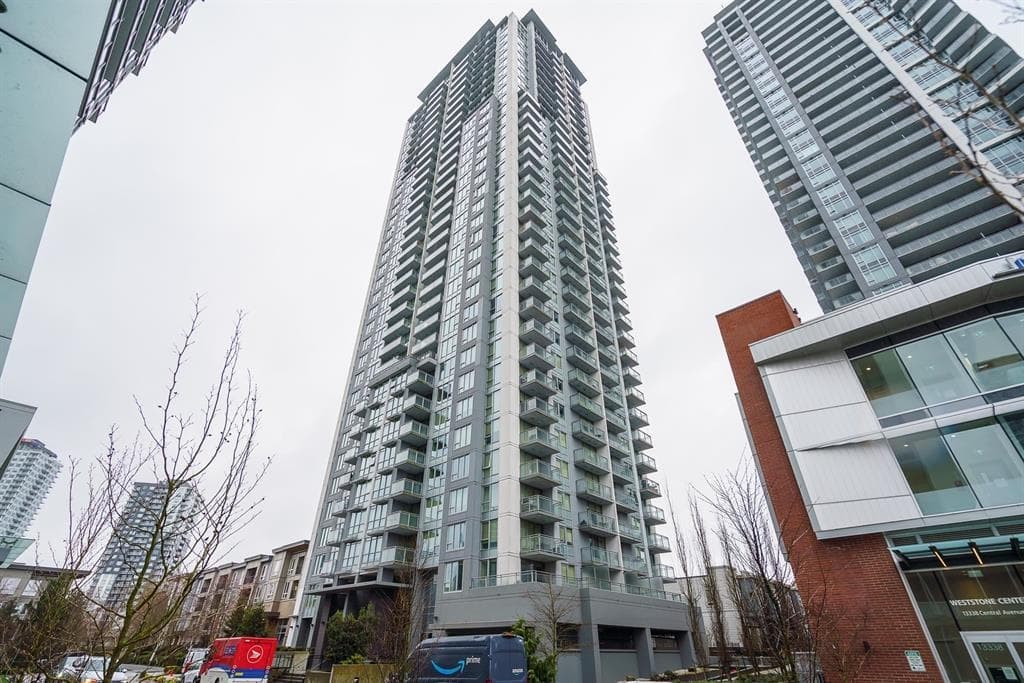 711 - 13325 102a Avenue, Surrey, V3T 0J5 — photo 3