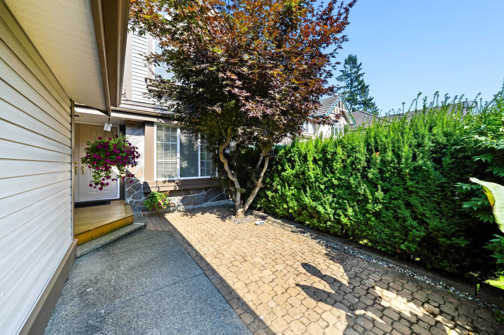 3285 Chartwell Green, Coquitlam, V3E 3M9 — photo 2