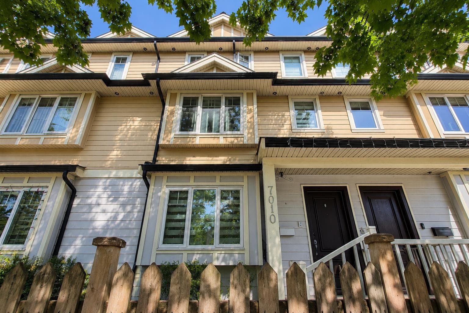 7010 Griffiths Avenue, Burnaby, V5E 0B2 — photo 1