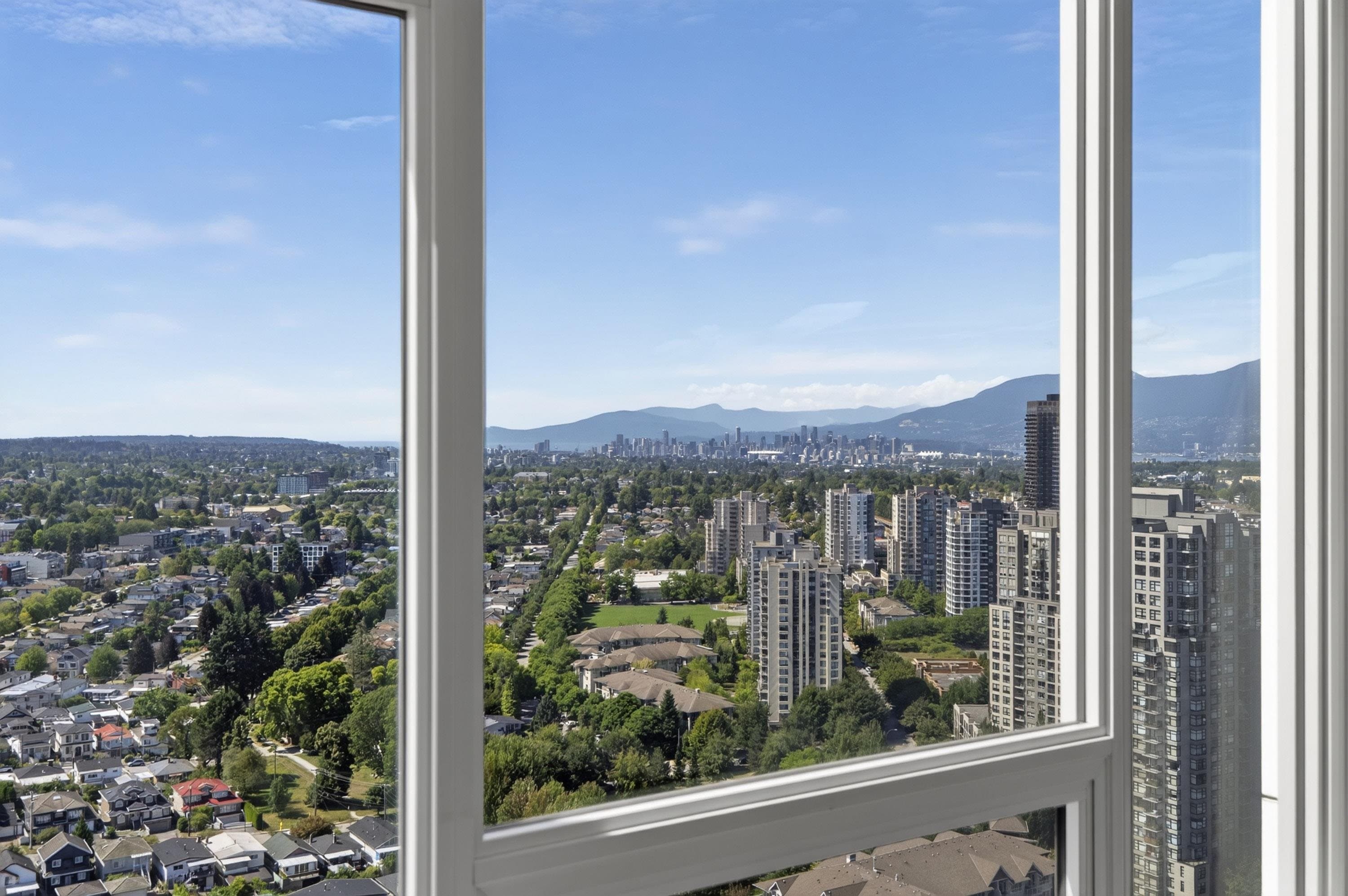 3305 - 5665 Boundary Road, Vancouver, V5R 0E4 — photo 2