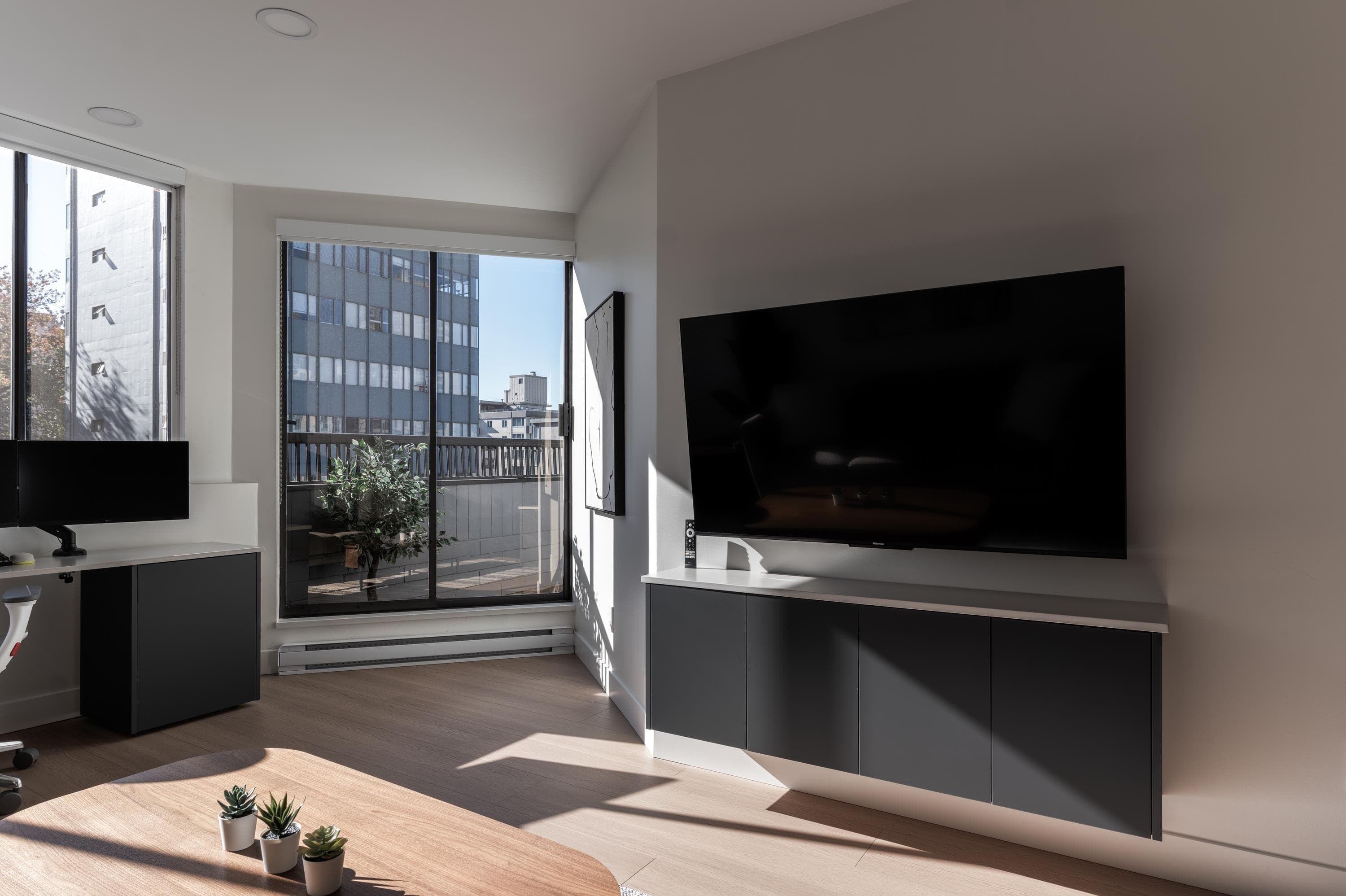 1270 Robson St, Vancouver, V6E 3Z6 — photo 3