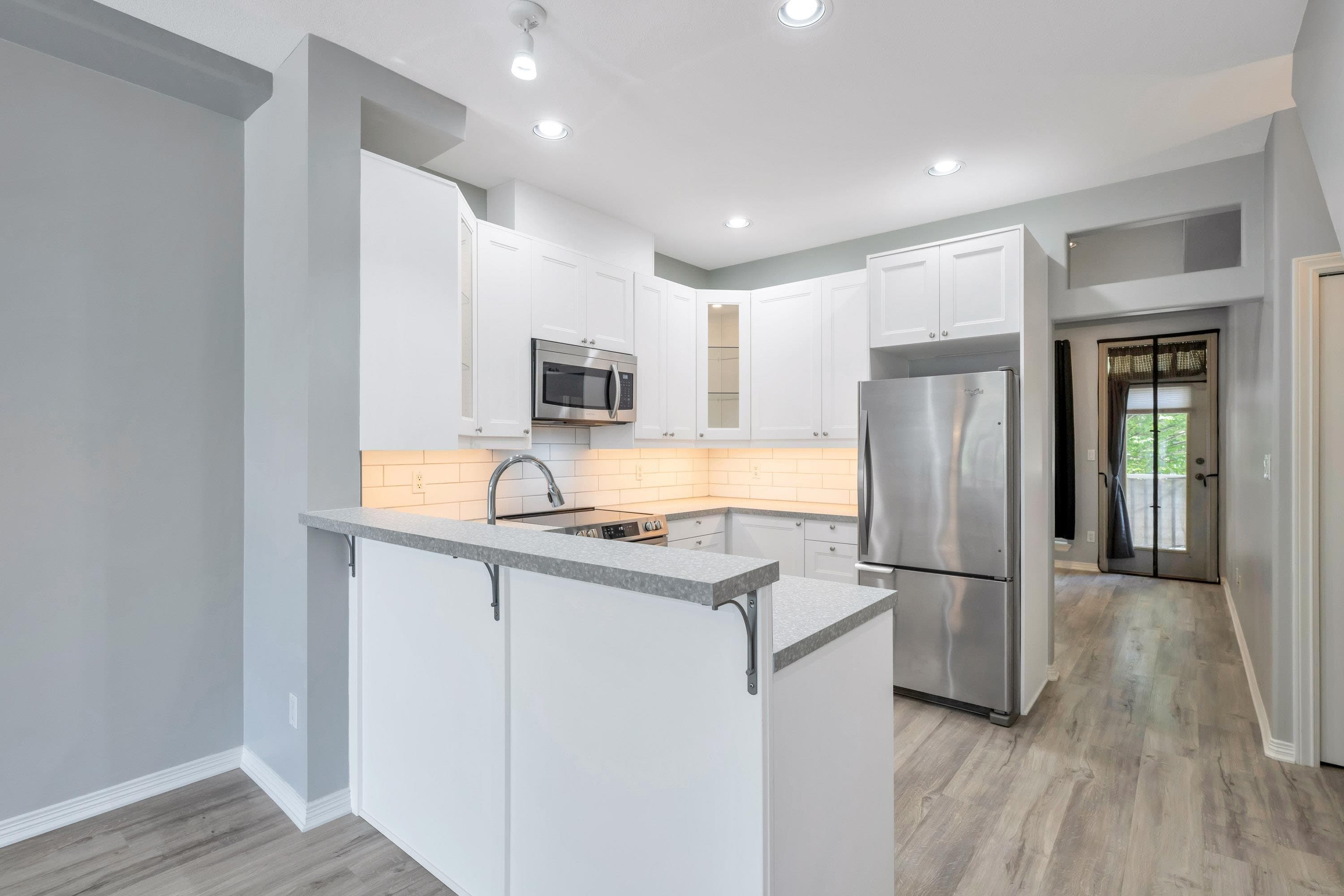 33 - 7250 144 Street, Surrey, V3W 1L7 — photo 5