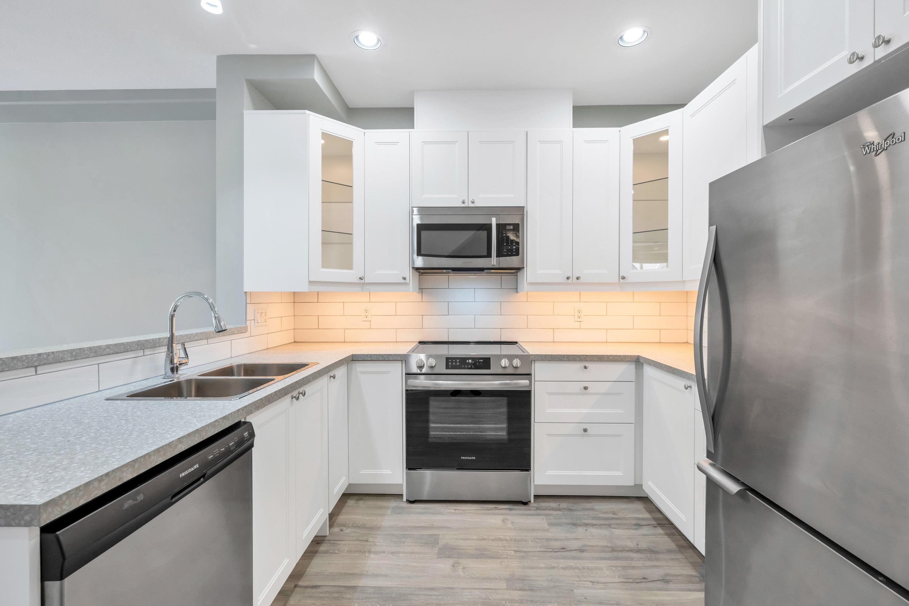 33 - 7250 144 Street, Surrey, V3W 1L7 — photo 4