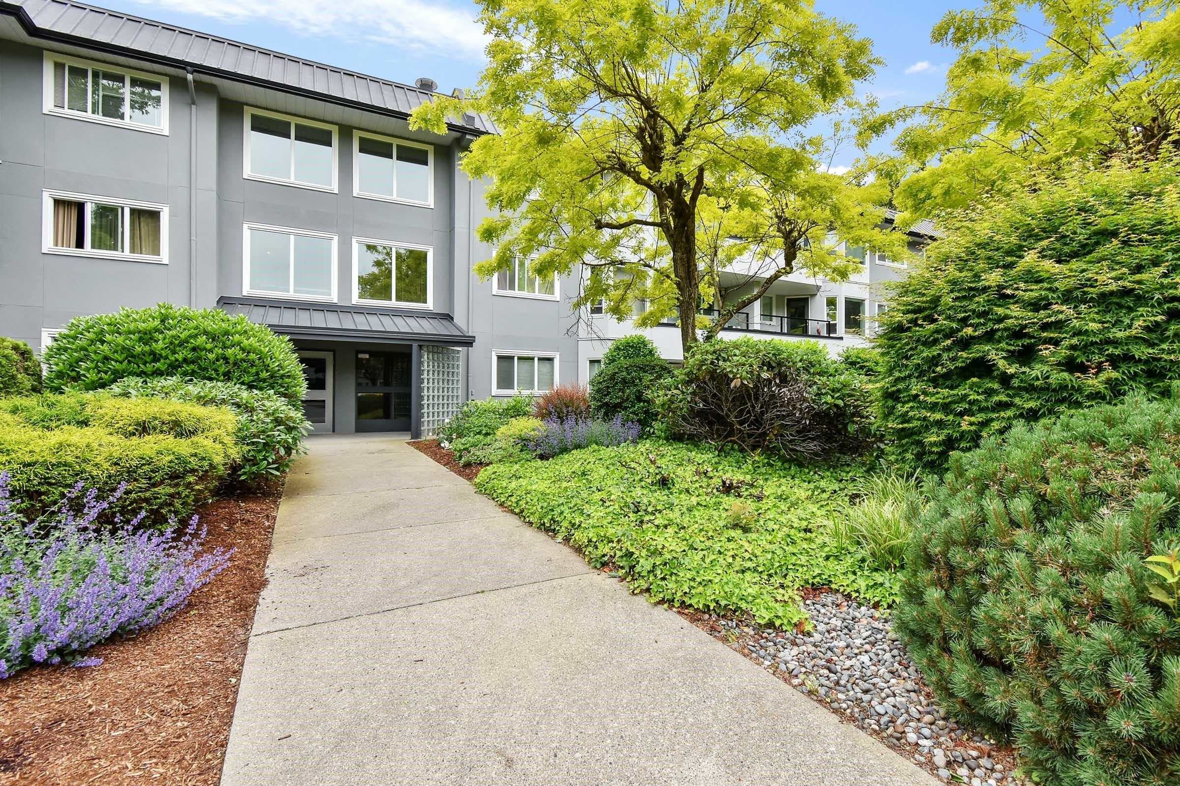 203 - 2700 Mccallum Road, Abbotsford, V2S 6X9 — photo 2