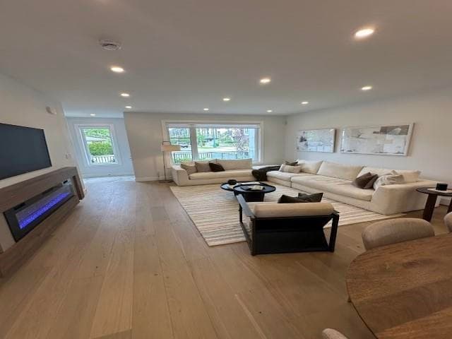 102 - 706 Smith Avenue, Coquitlam, V3J 2W7 — photo 5