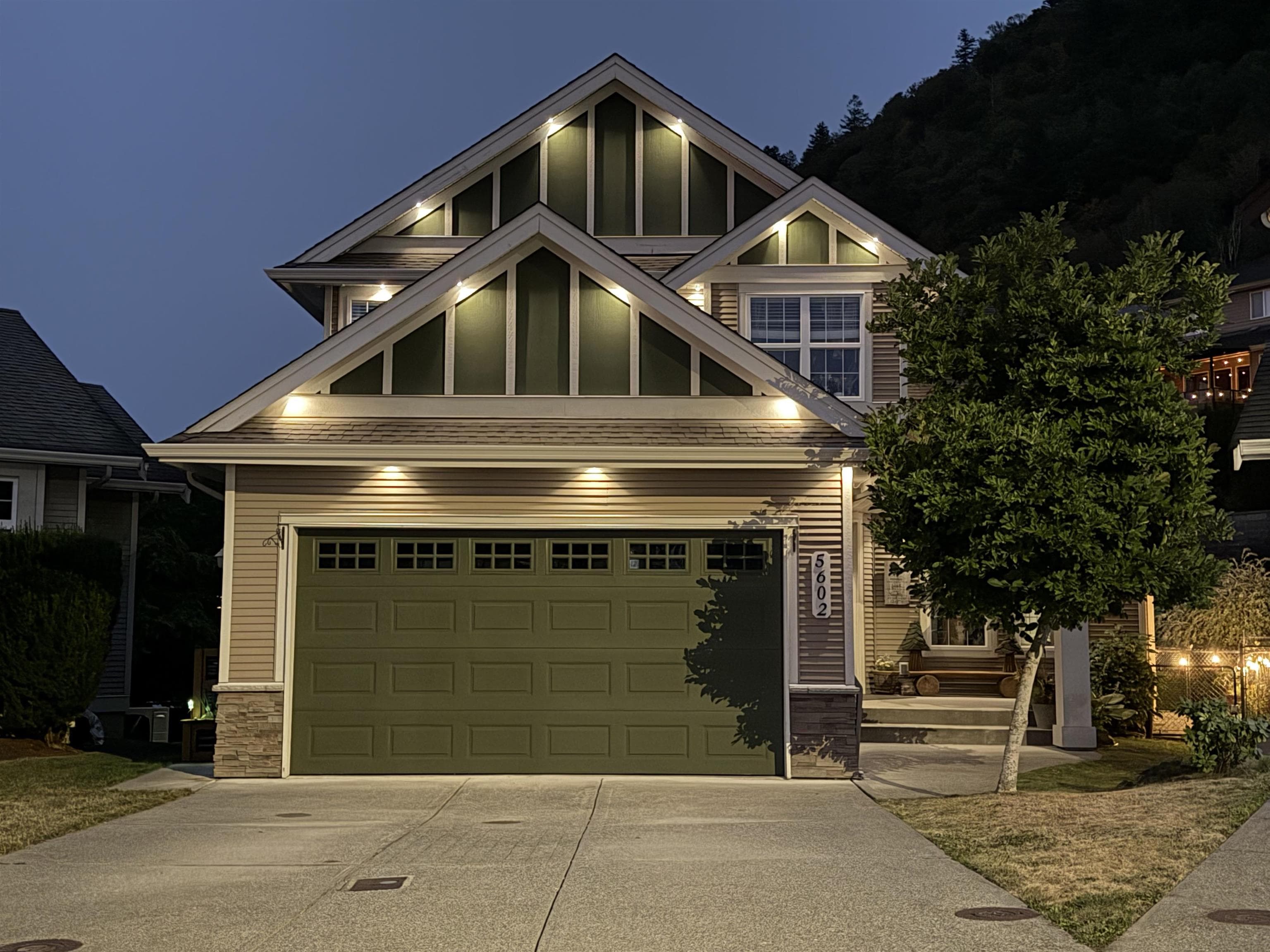 5602 Thom Creek Drive, Chilliwack, V2R 5Z6 — photo 1