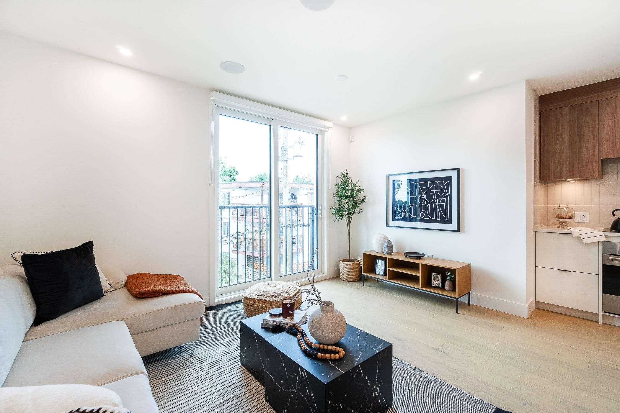 123 - 1552 E 3rd Avenue, Vancouver, V5N 1G9 — photo 4