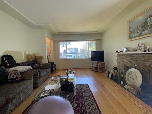 4116 Cambridge Street, Burnaby, V5C 1G9 — photo 2