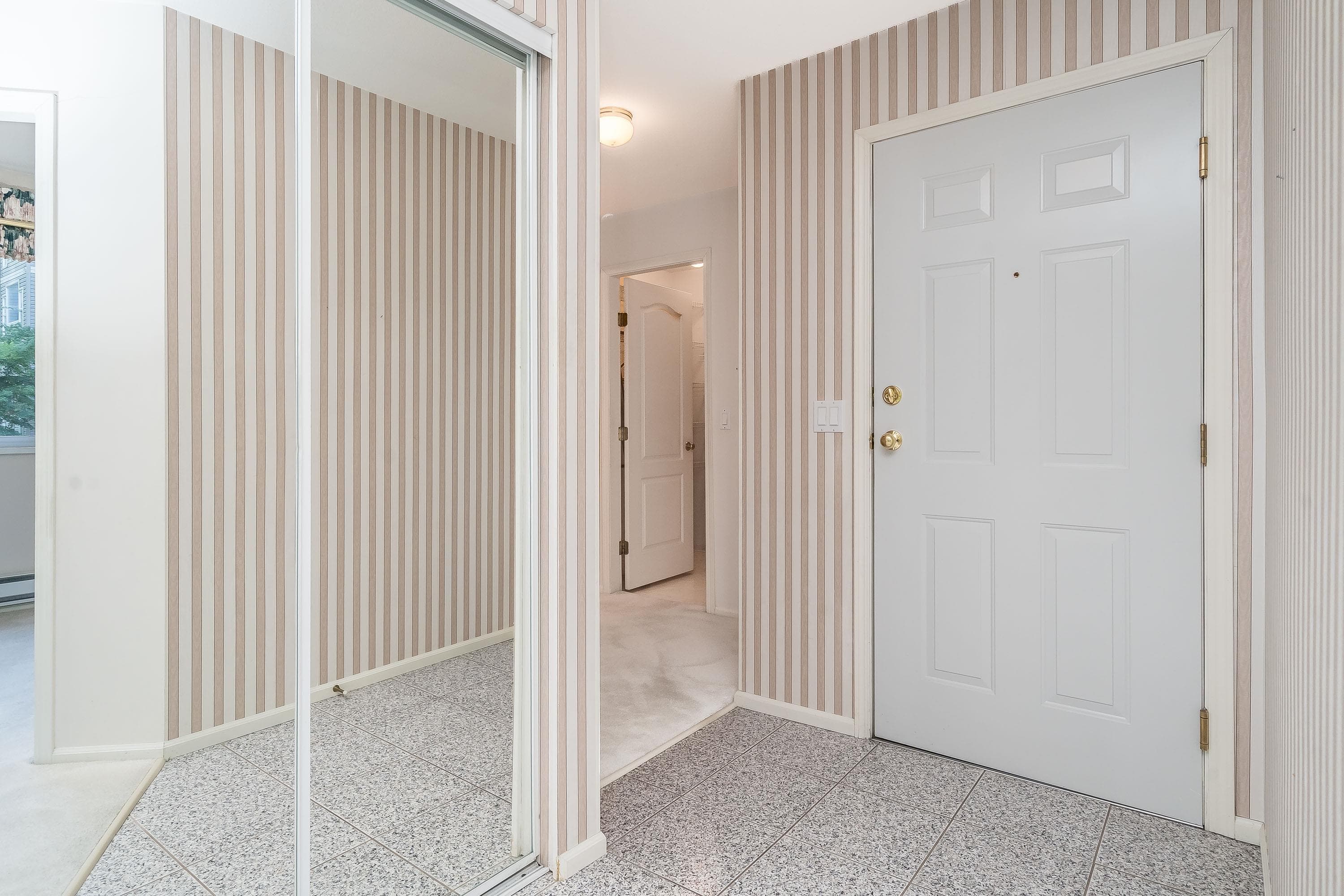 209 - 2963 Nelson Place, Abbotsford, V2S 7L6 — photo 5