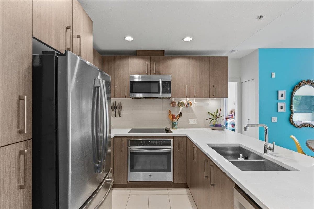 313 - 5981 Gray Avenue, Vancouver, V6S 0G1 — photo 5