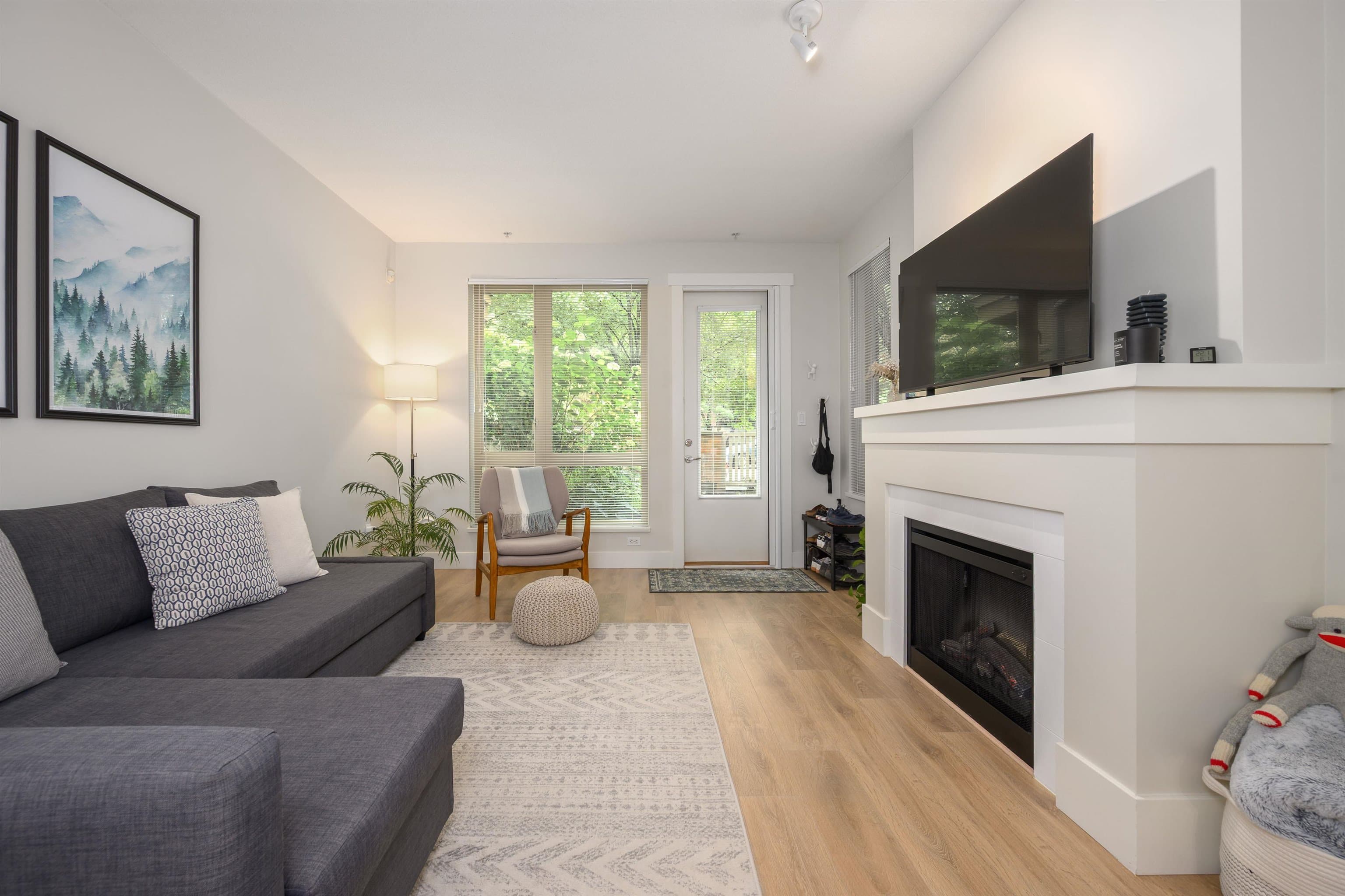 112 - 2601 Whiteley Court, North Vancouver, V7J 2R7 — photo 5